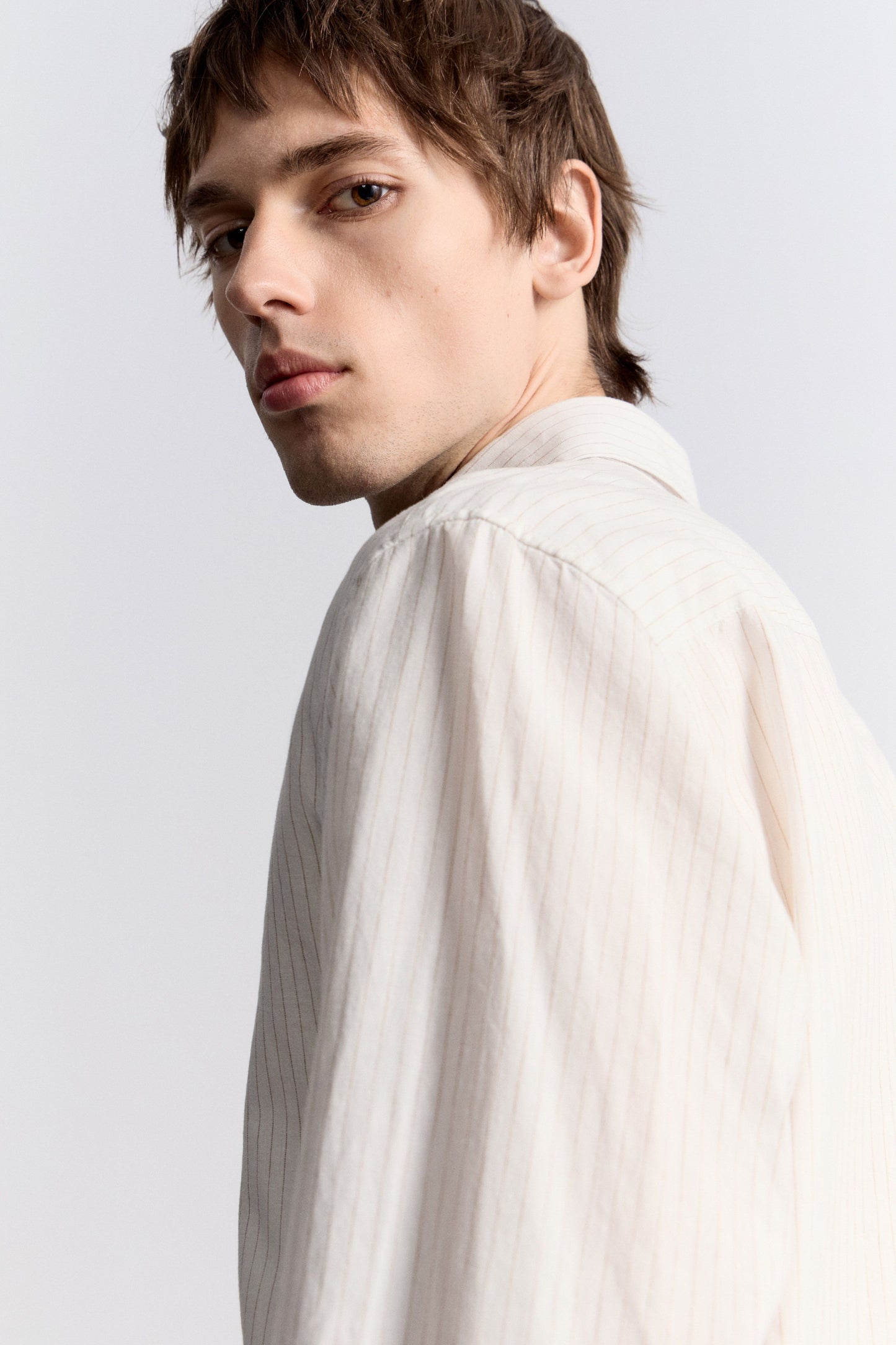 WHITE/BEIGE