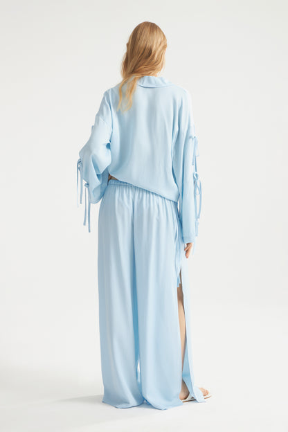 LIGHT BLUE