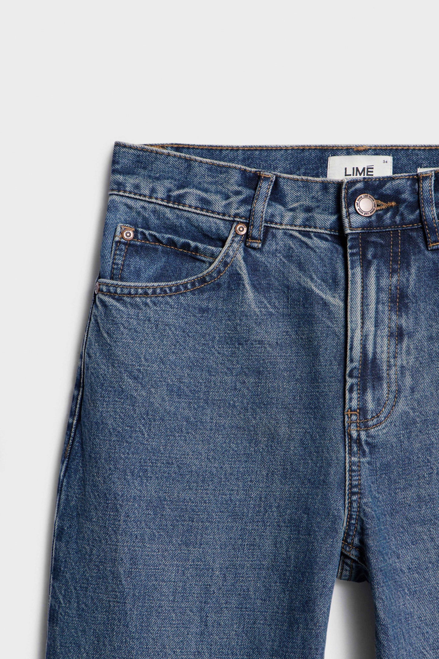 VINTAGE BLUE