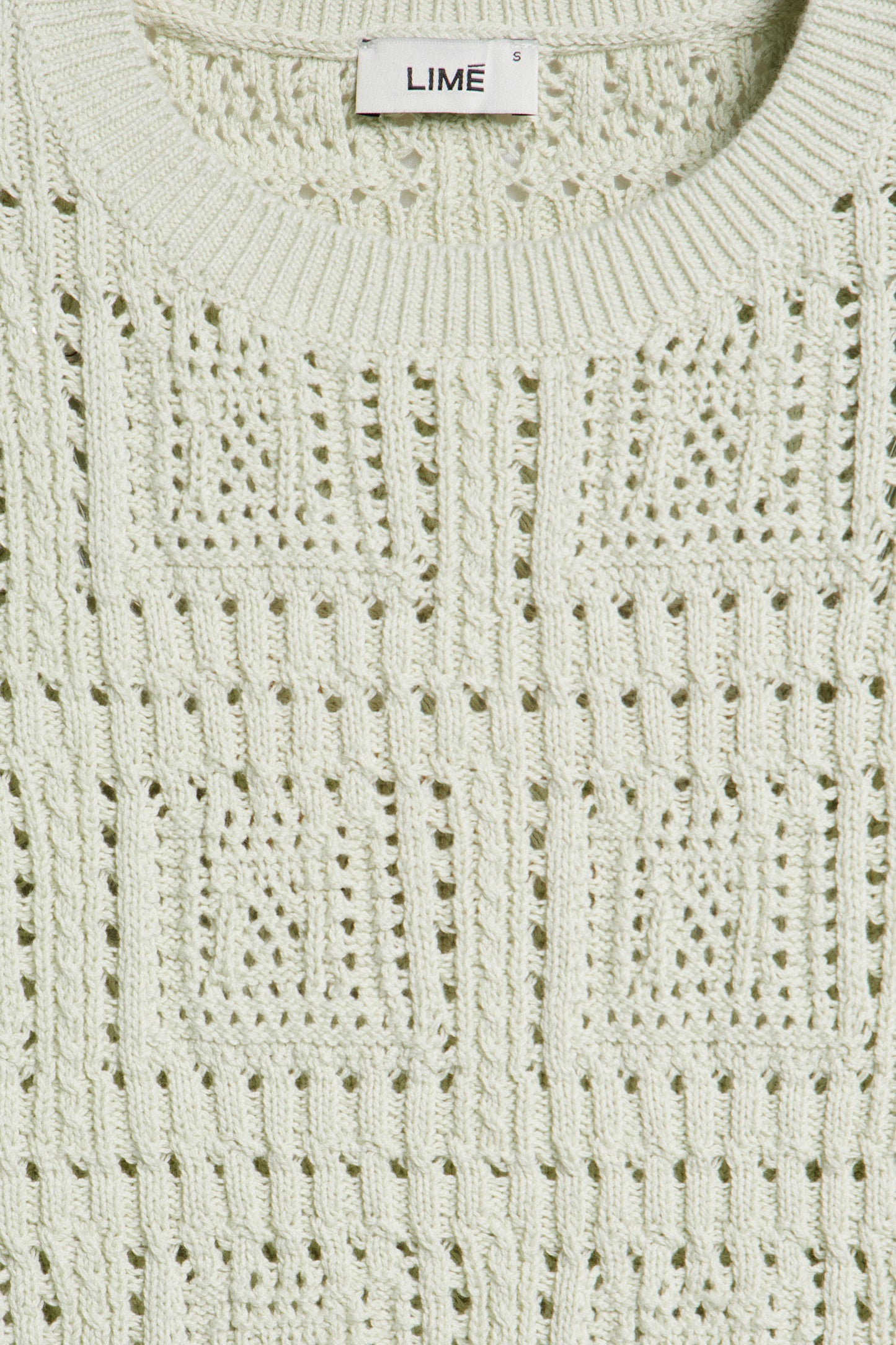 LIGHT GREEN