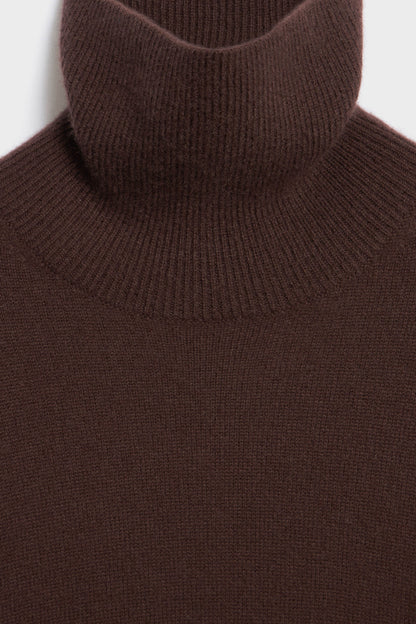 DARK BROWN