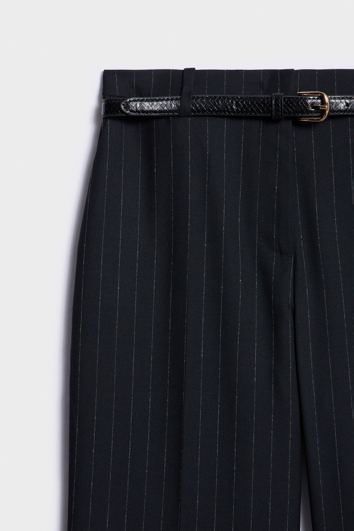 DARK BLUE/WHITE