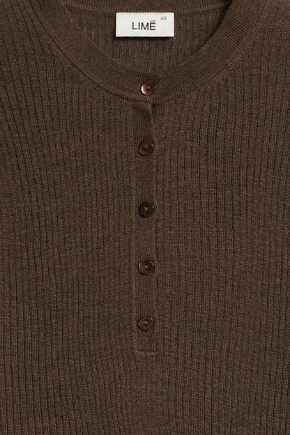DARK BROWN