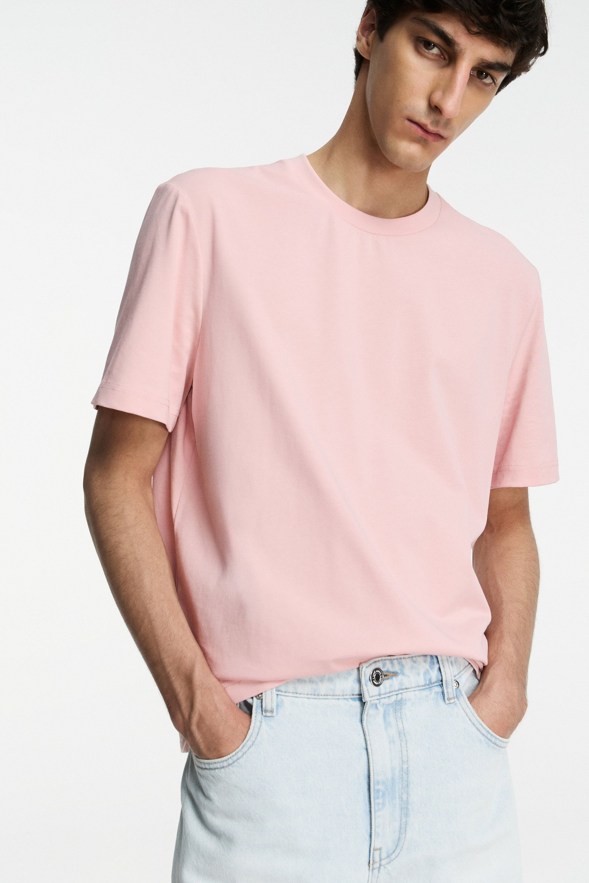 LIGHT PINK