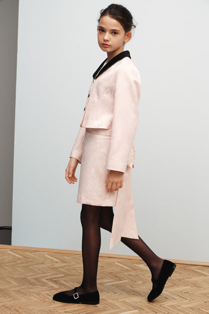 LIGHT PINK