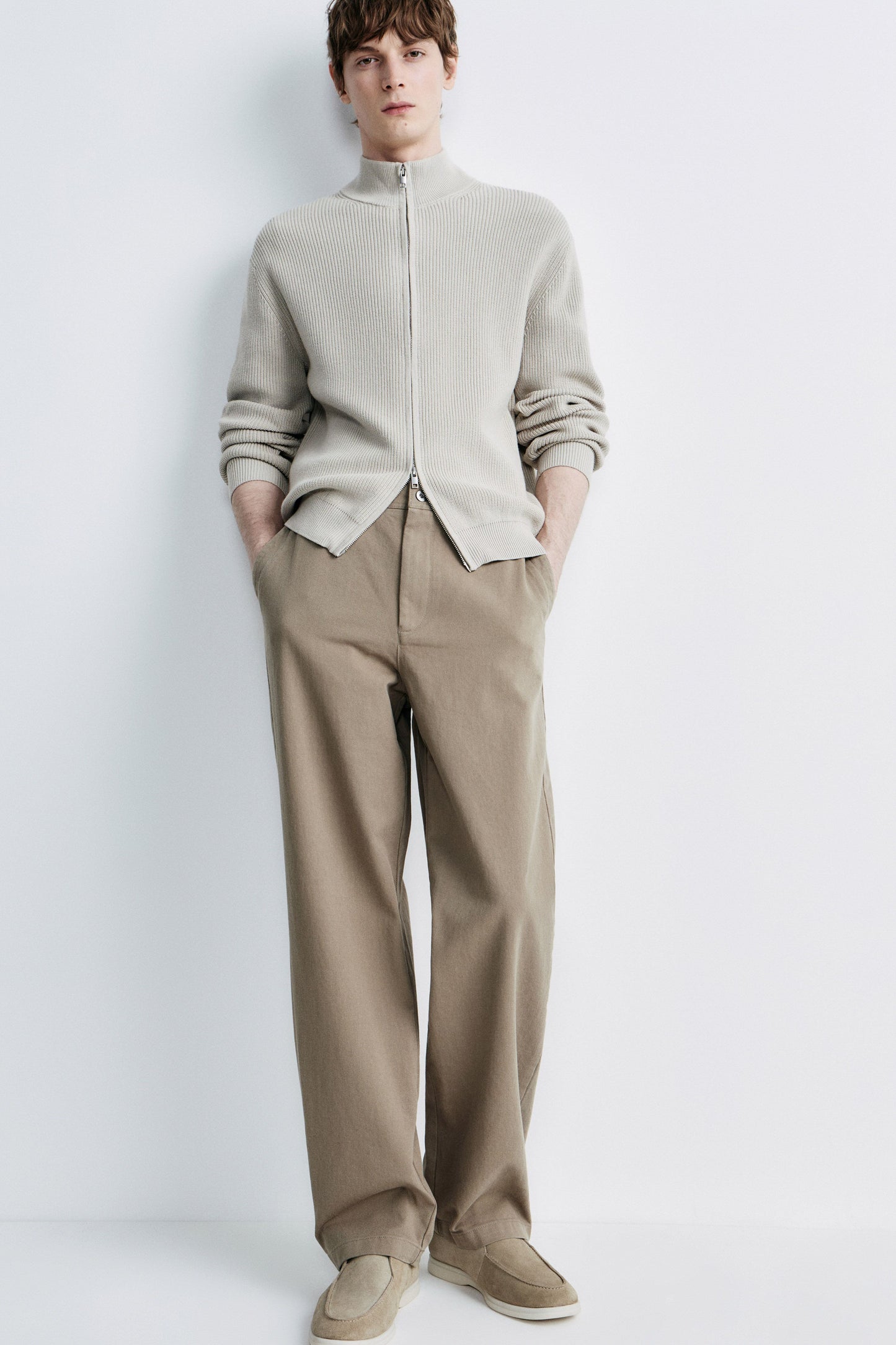 LIGHT KHAKI