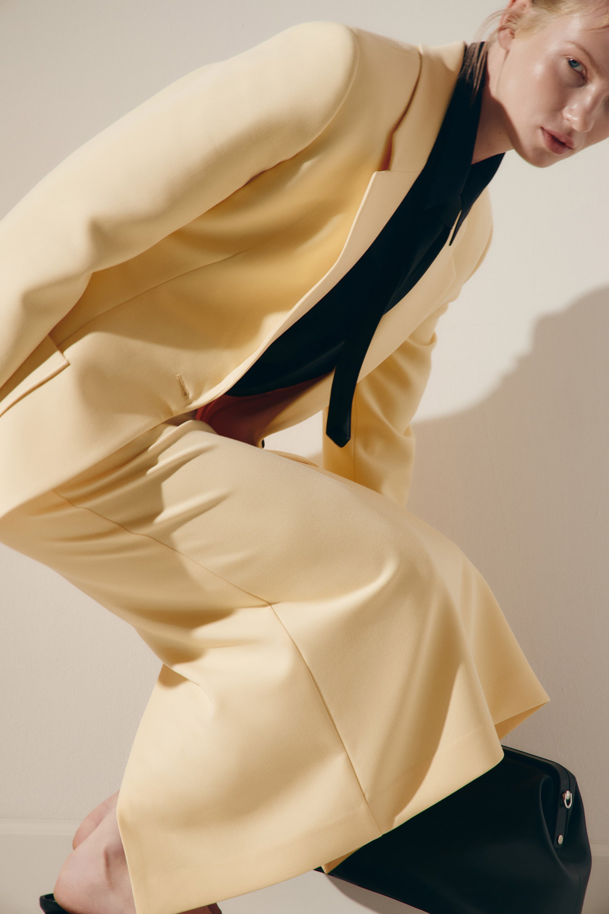 LIGHT YELLOW