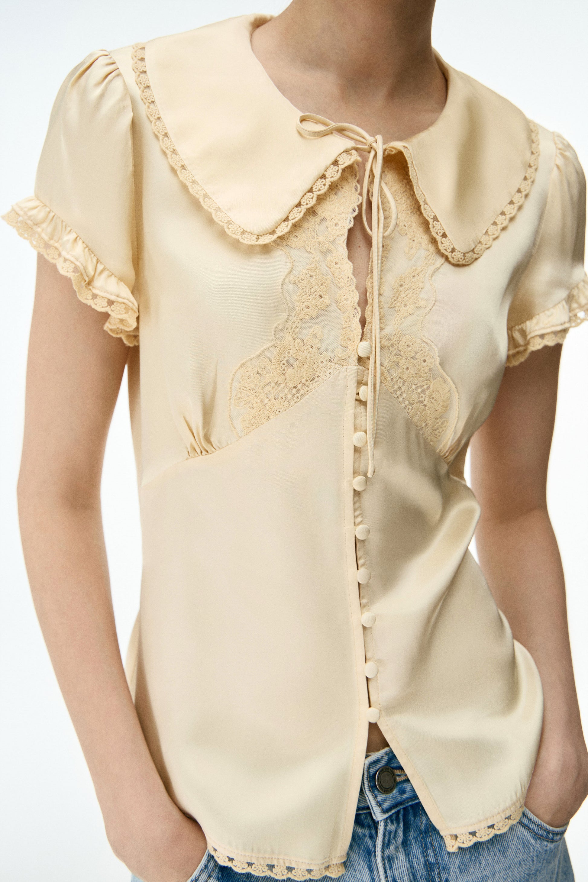 LIGHT YELLOW