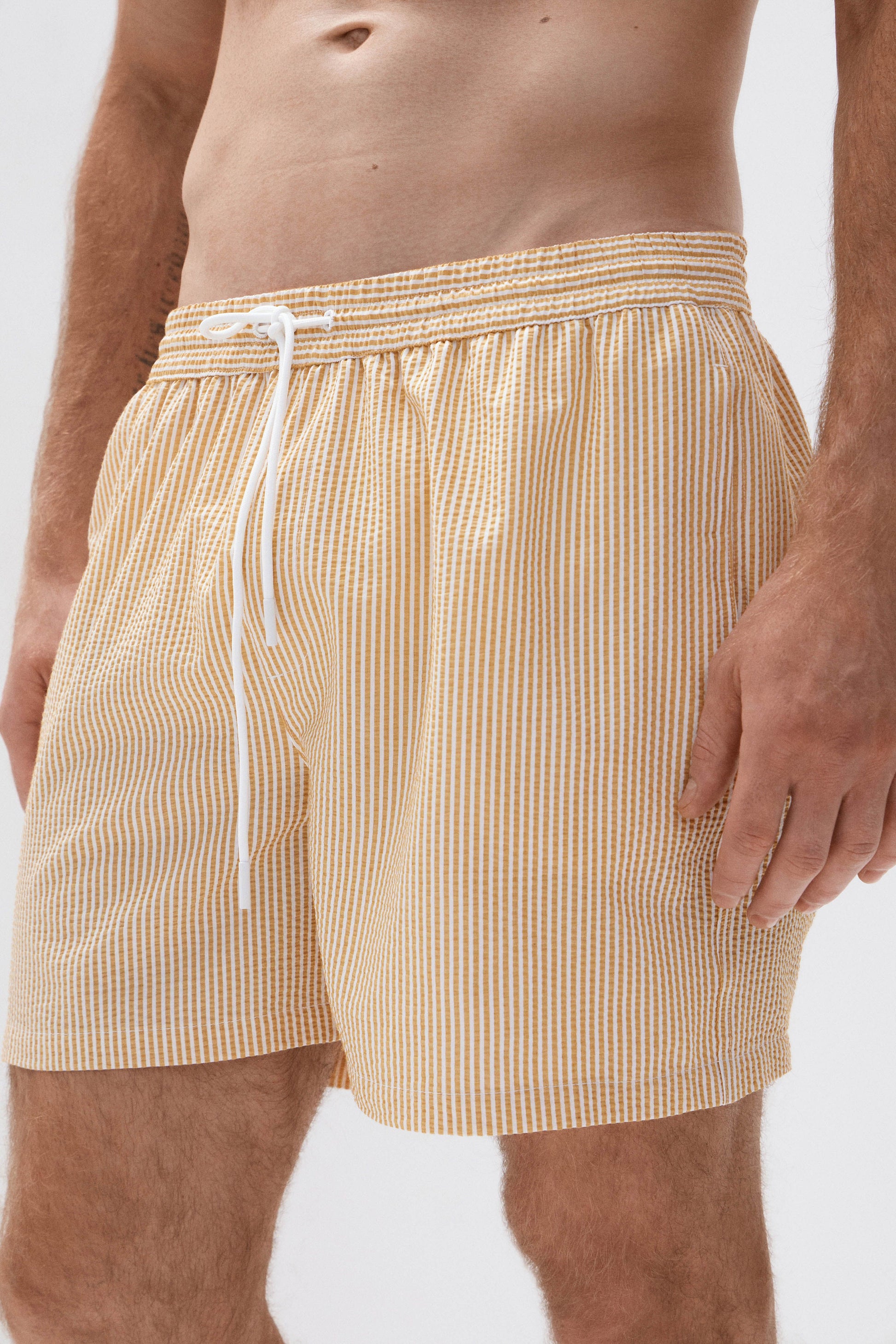 LIGHT YELLOW