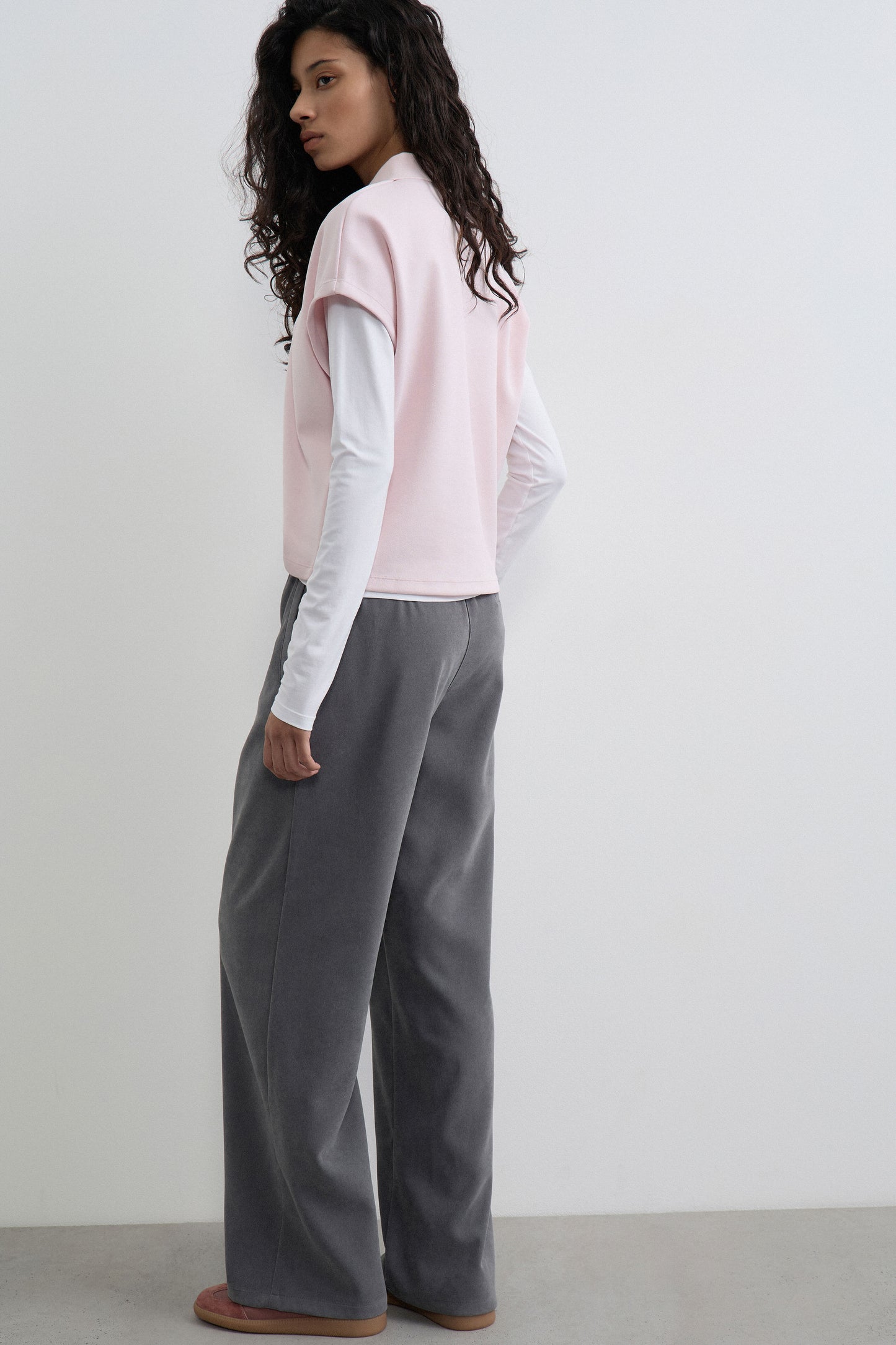 LIGHT PINK