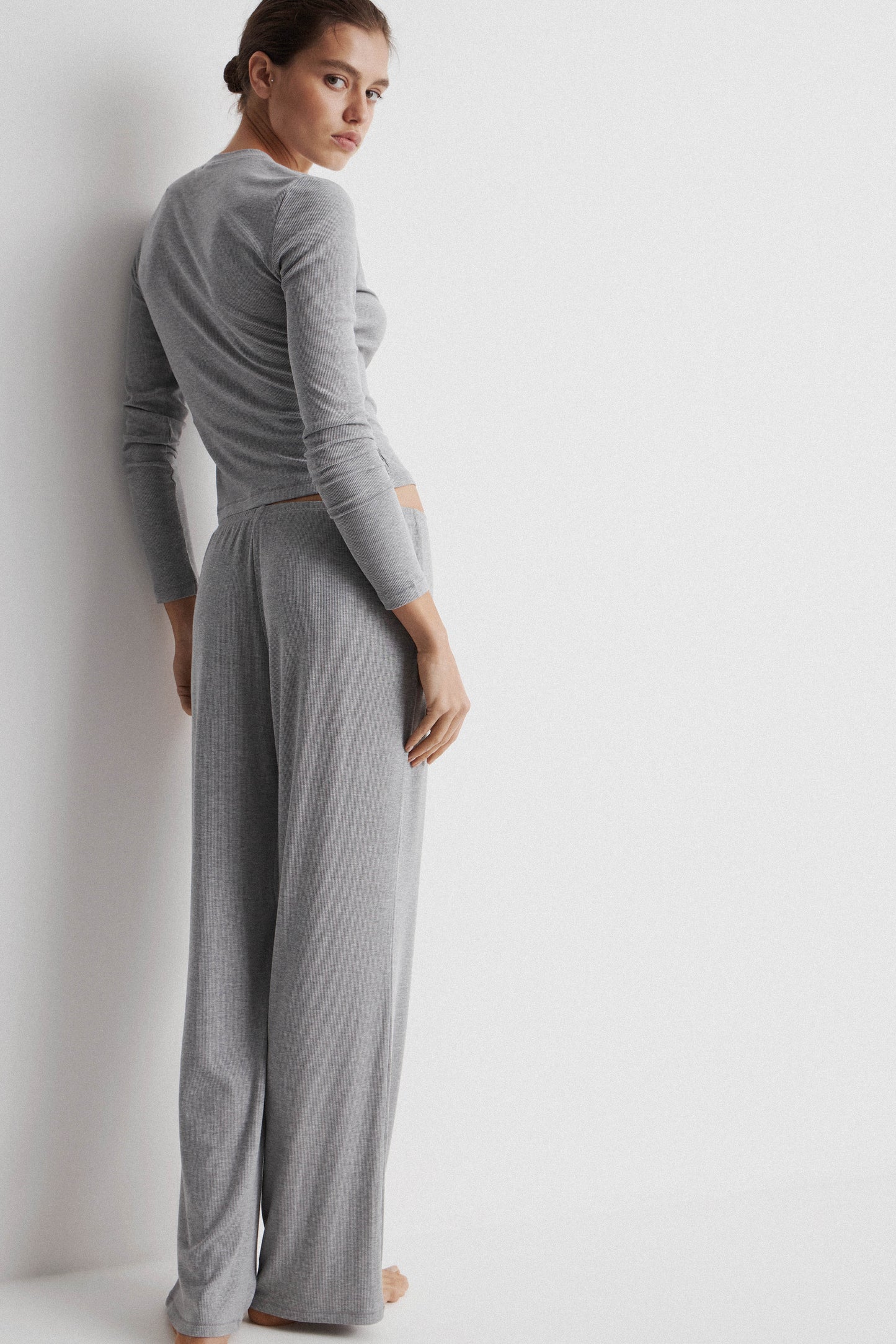 LIGHT GREY MELANGE