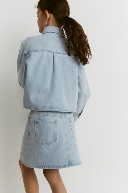 LIGHT BLUE