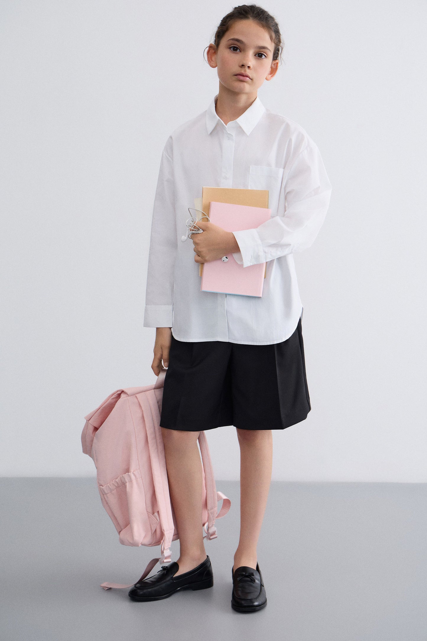 LIGHT PINK