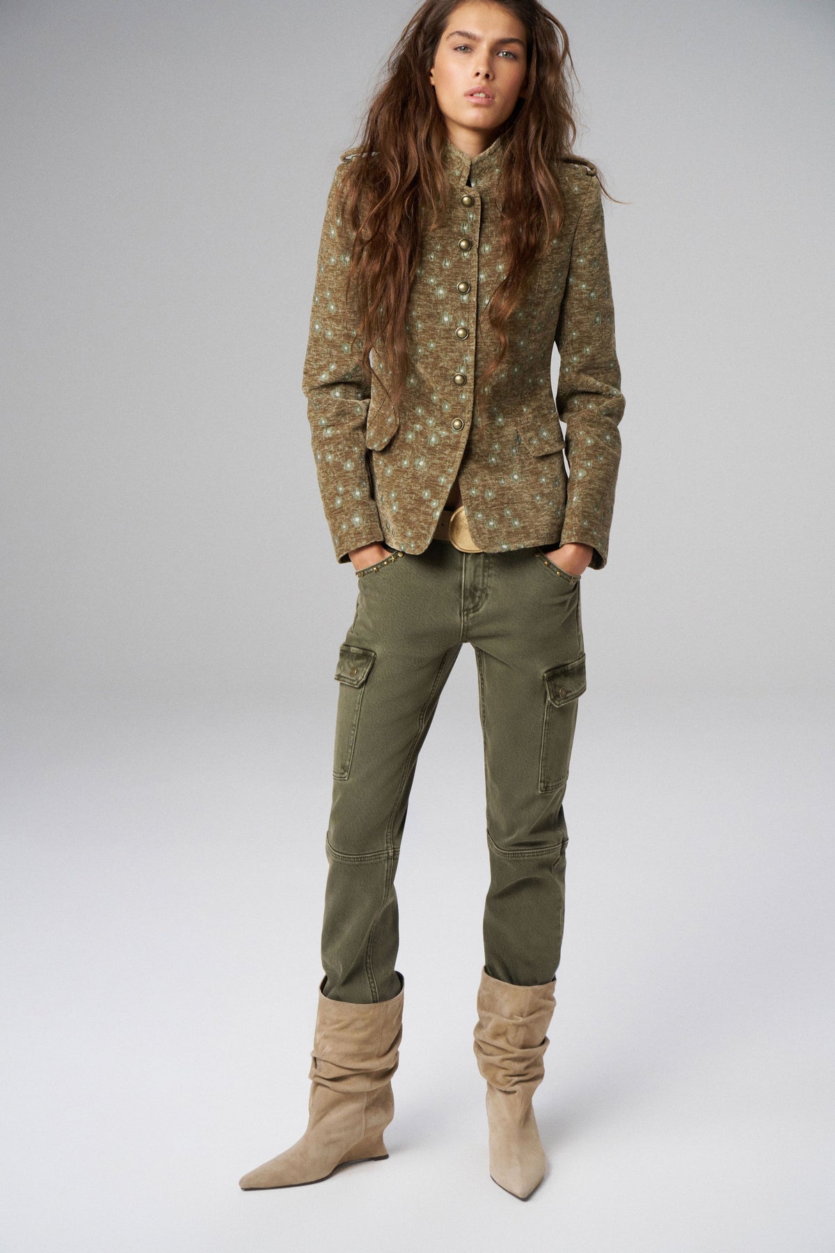 KHAKI
