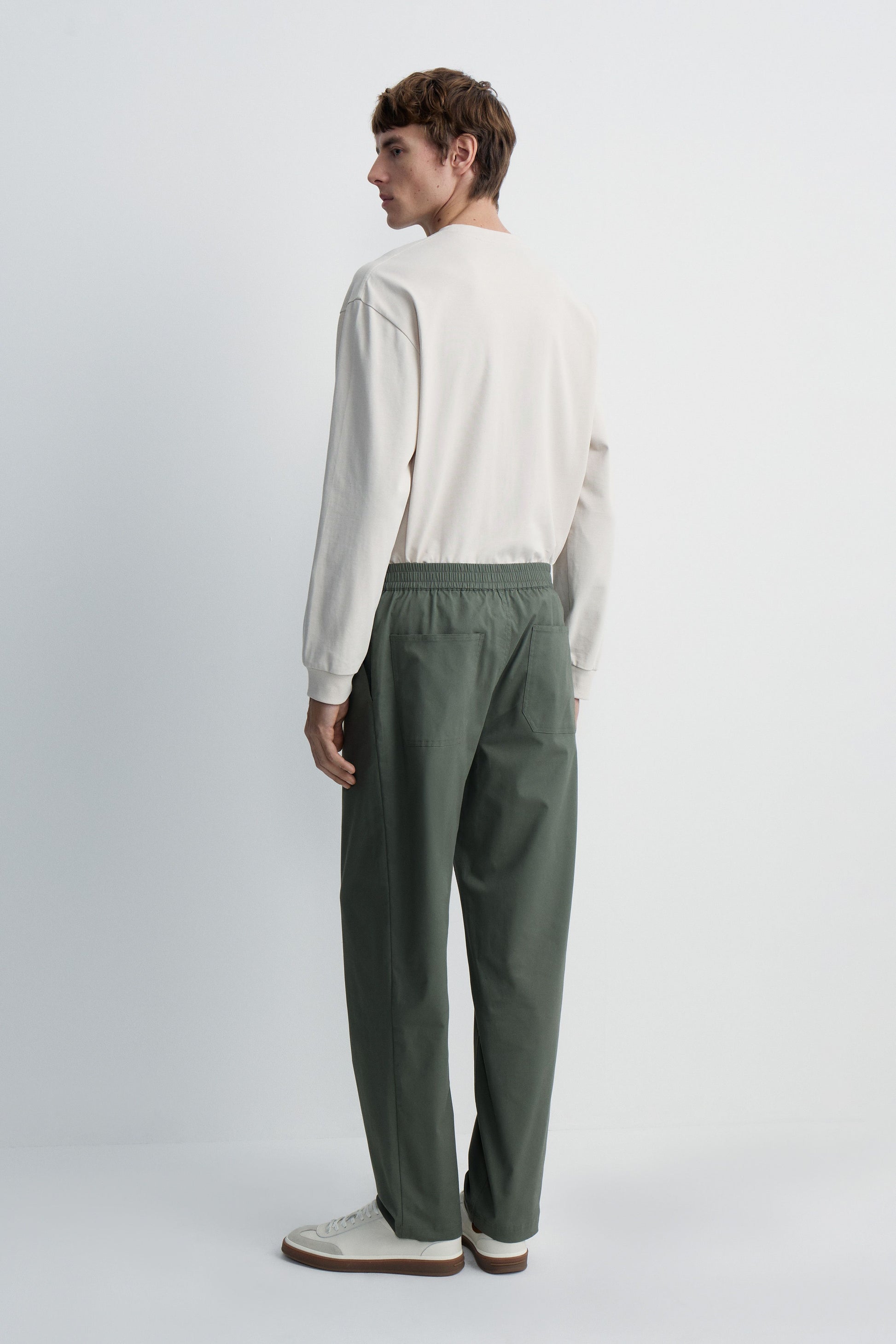 KHAKI