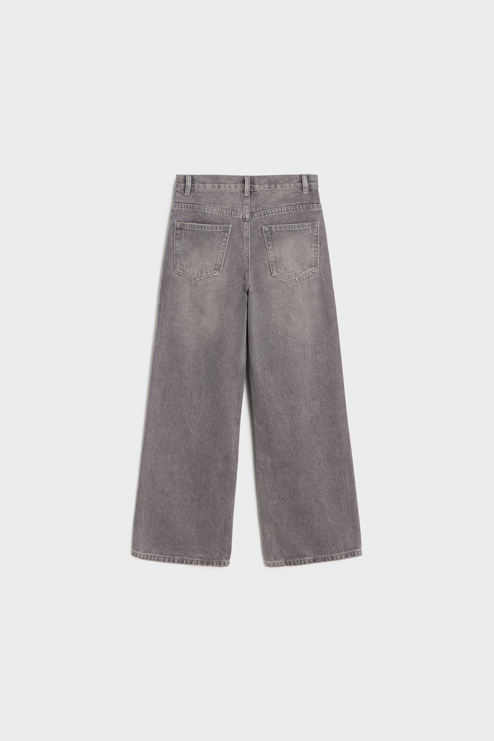 ARCTIC GREY