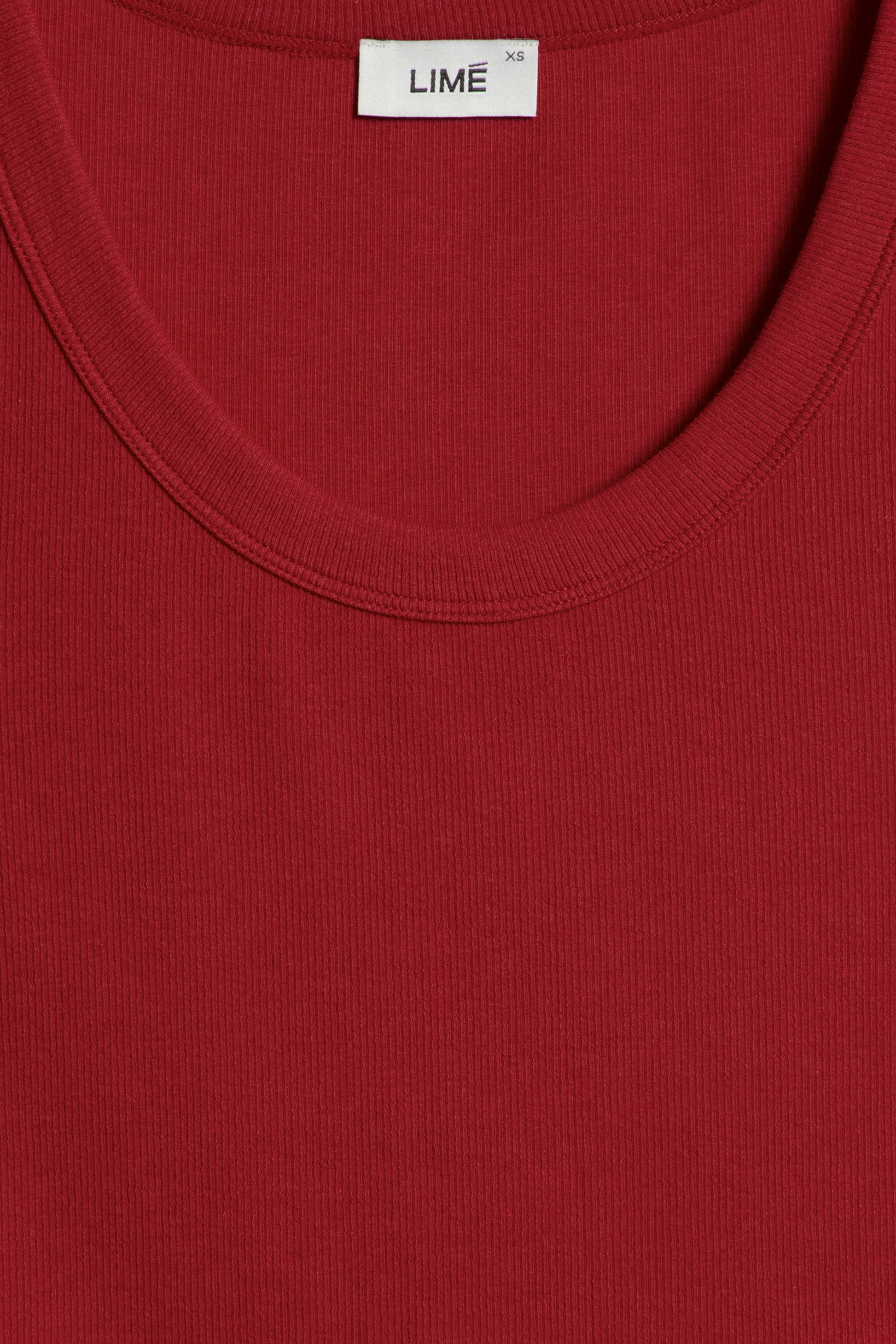 DARK RED