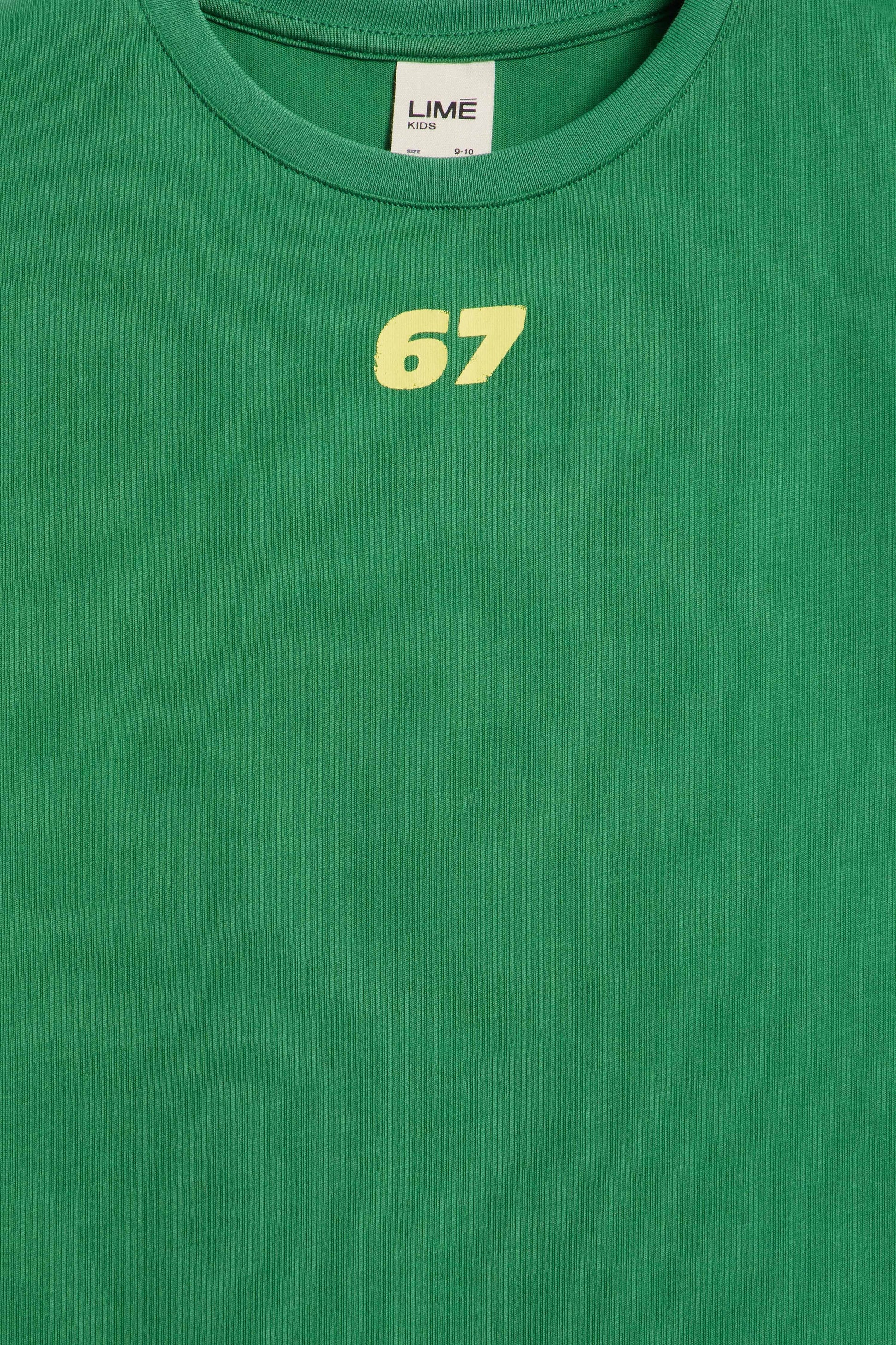 BRIGHT GREEN