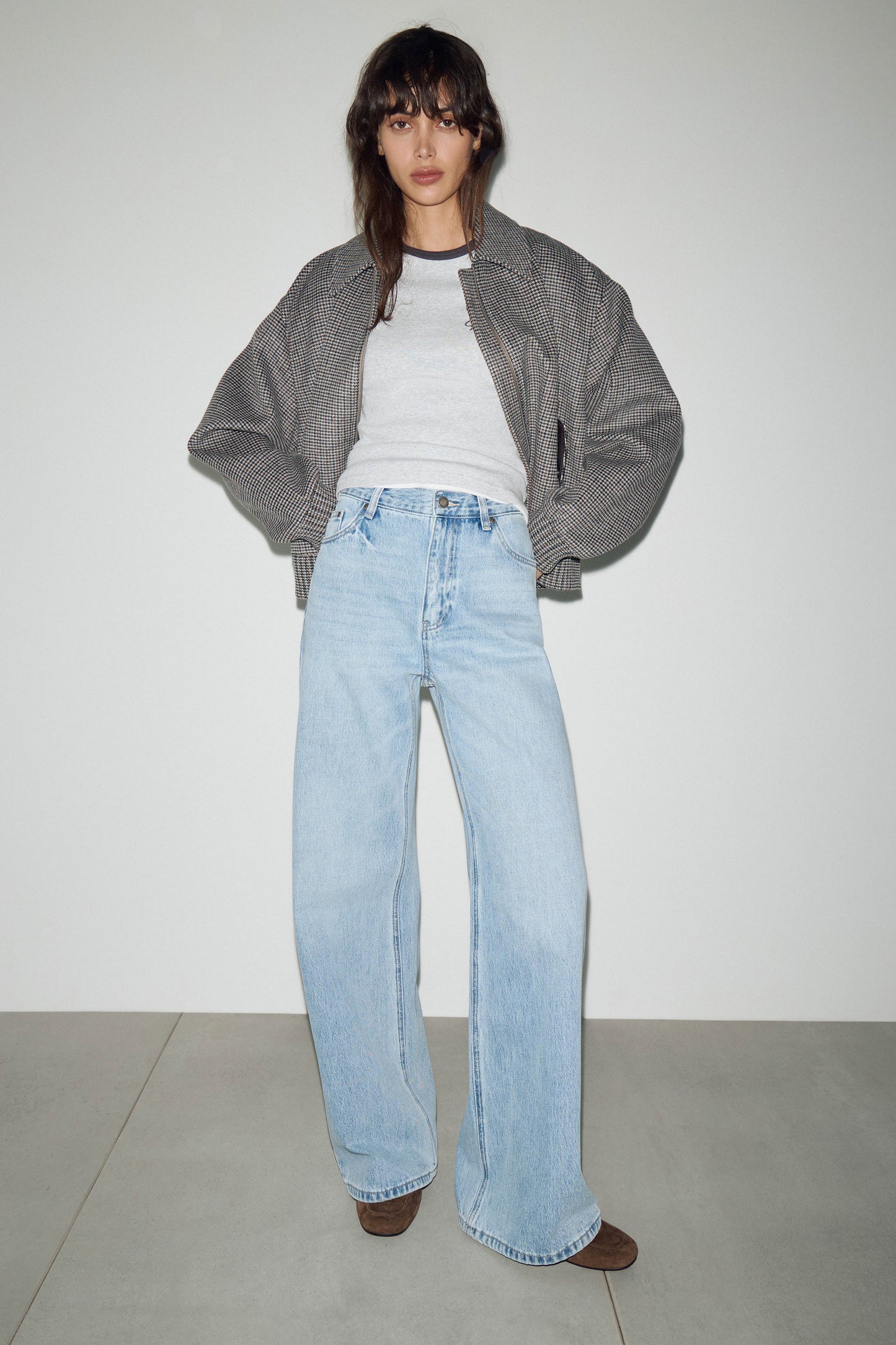 VINTAGE BLUE