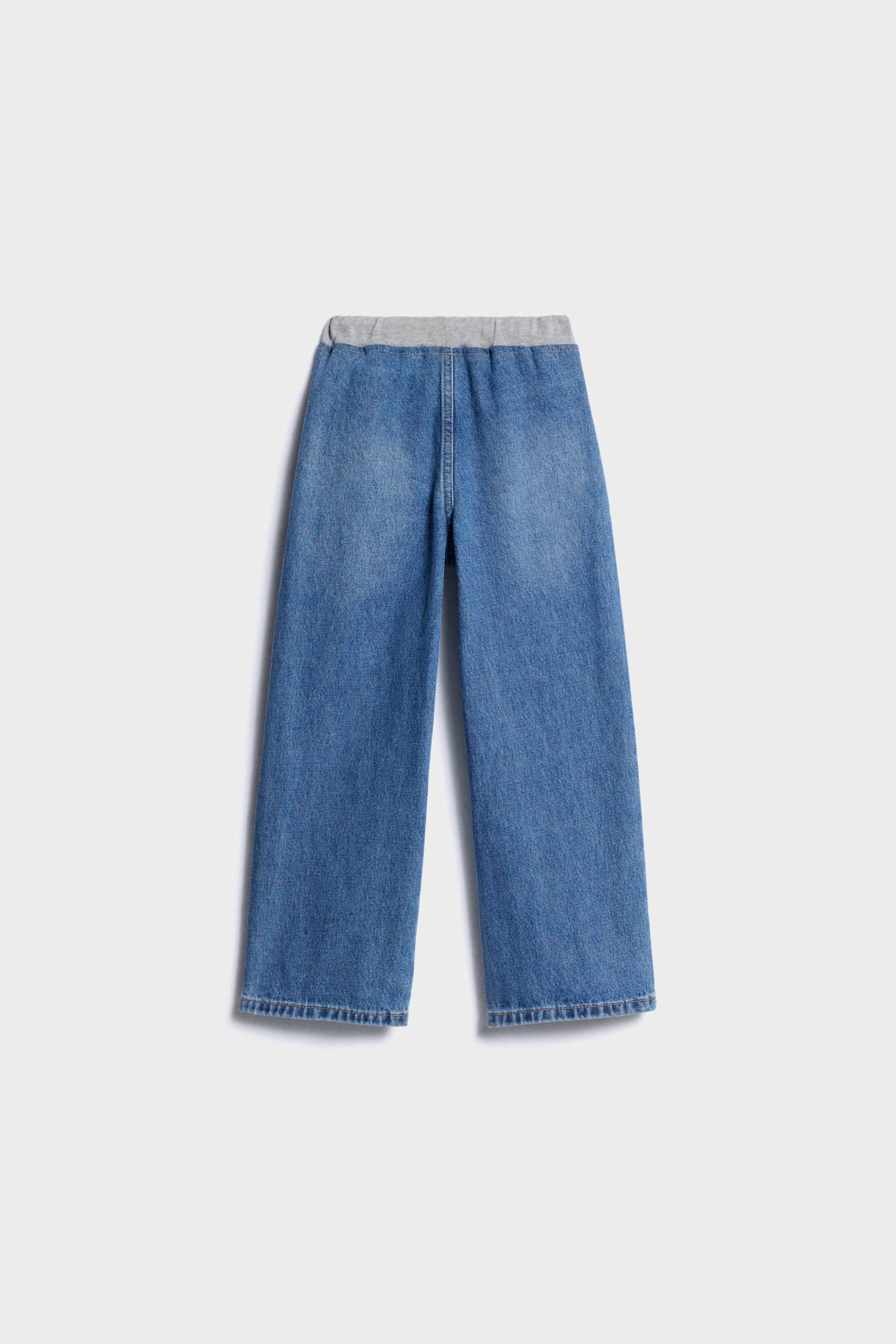 VINTAGE BLUE