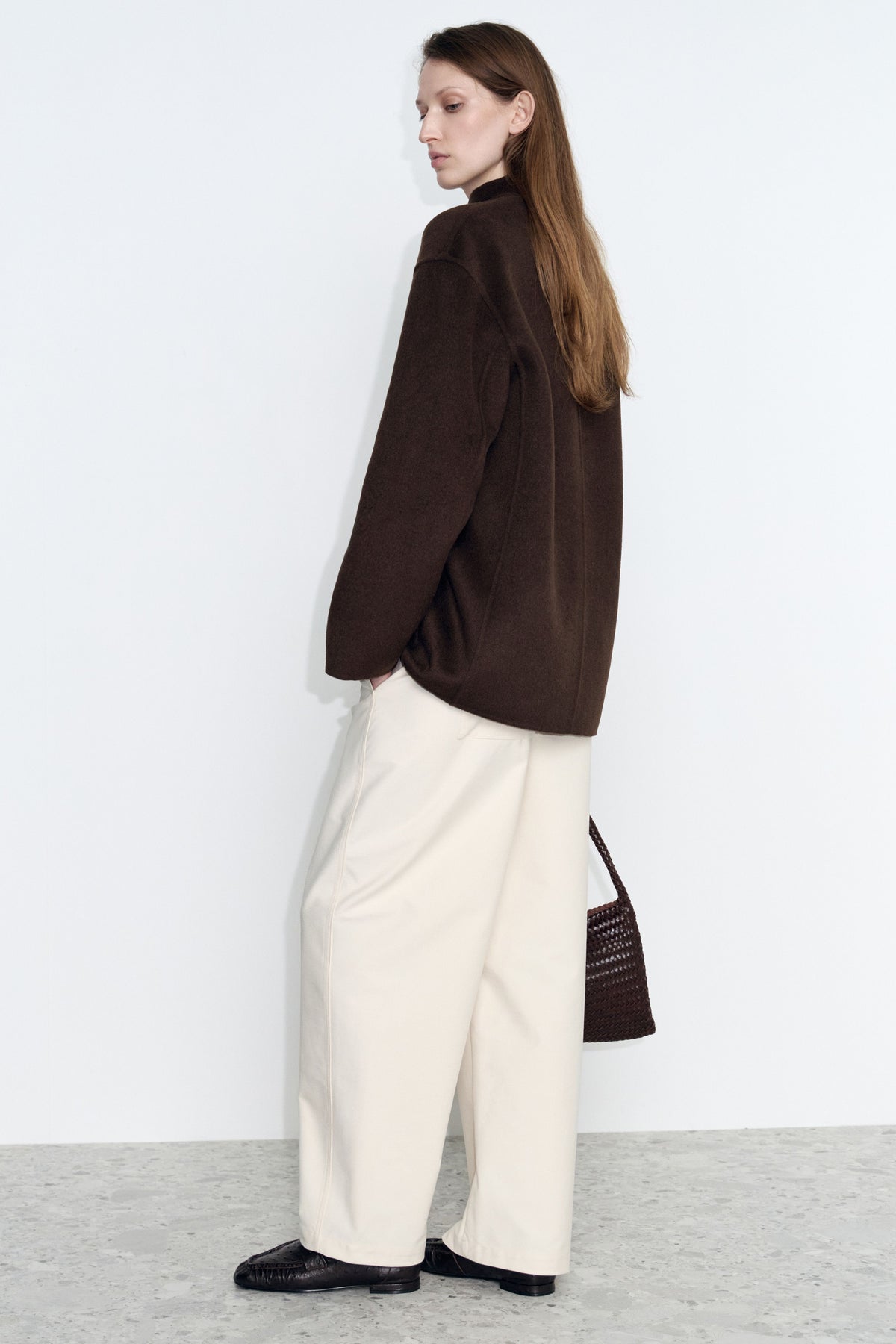 DARK BROWN
