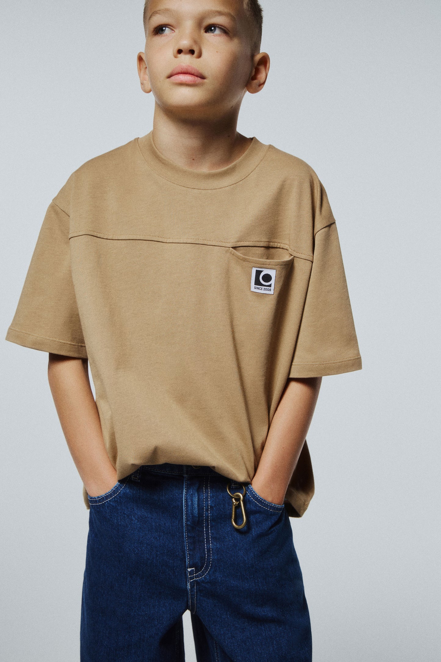DARK BEIGE