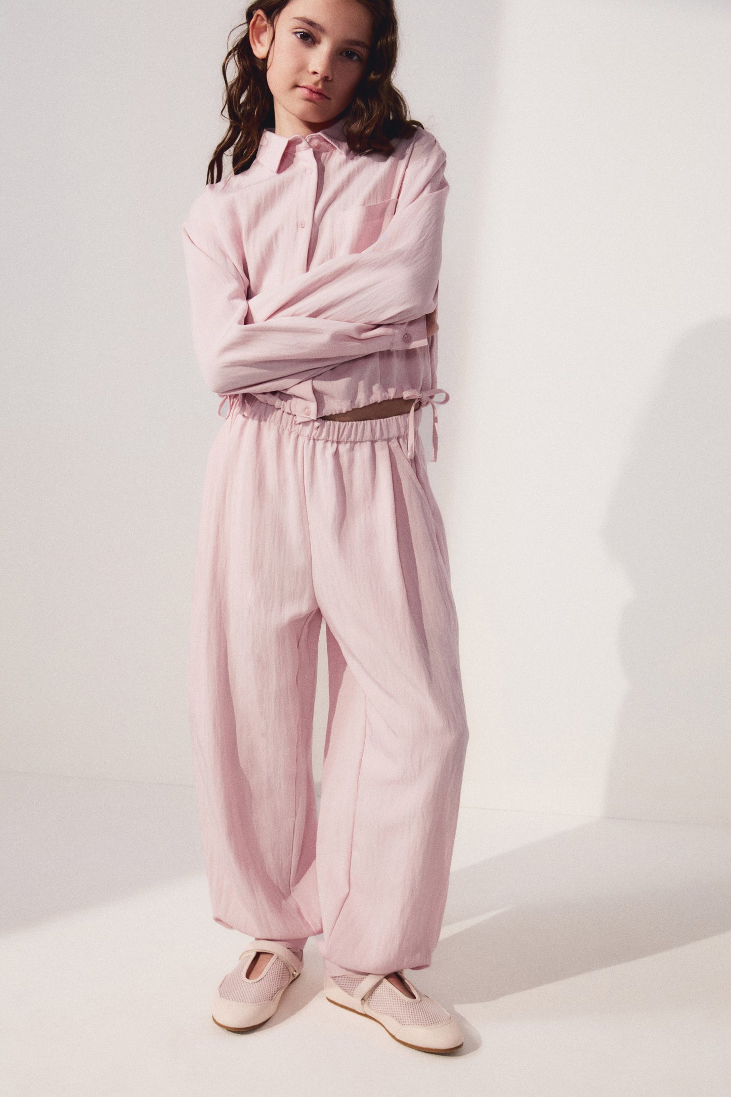 LIGHT PINK