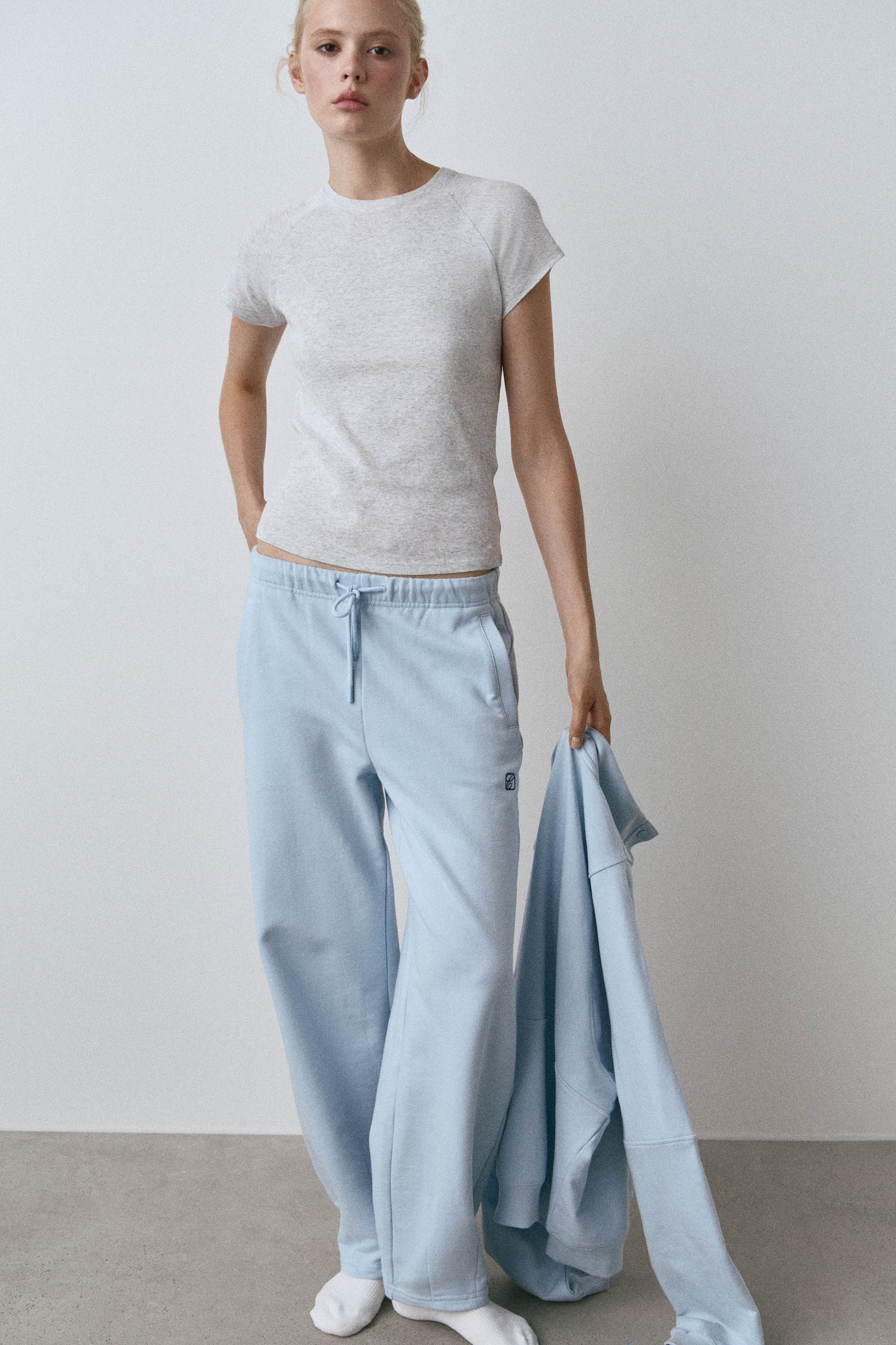LIGHT GREY MELANGE