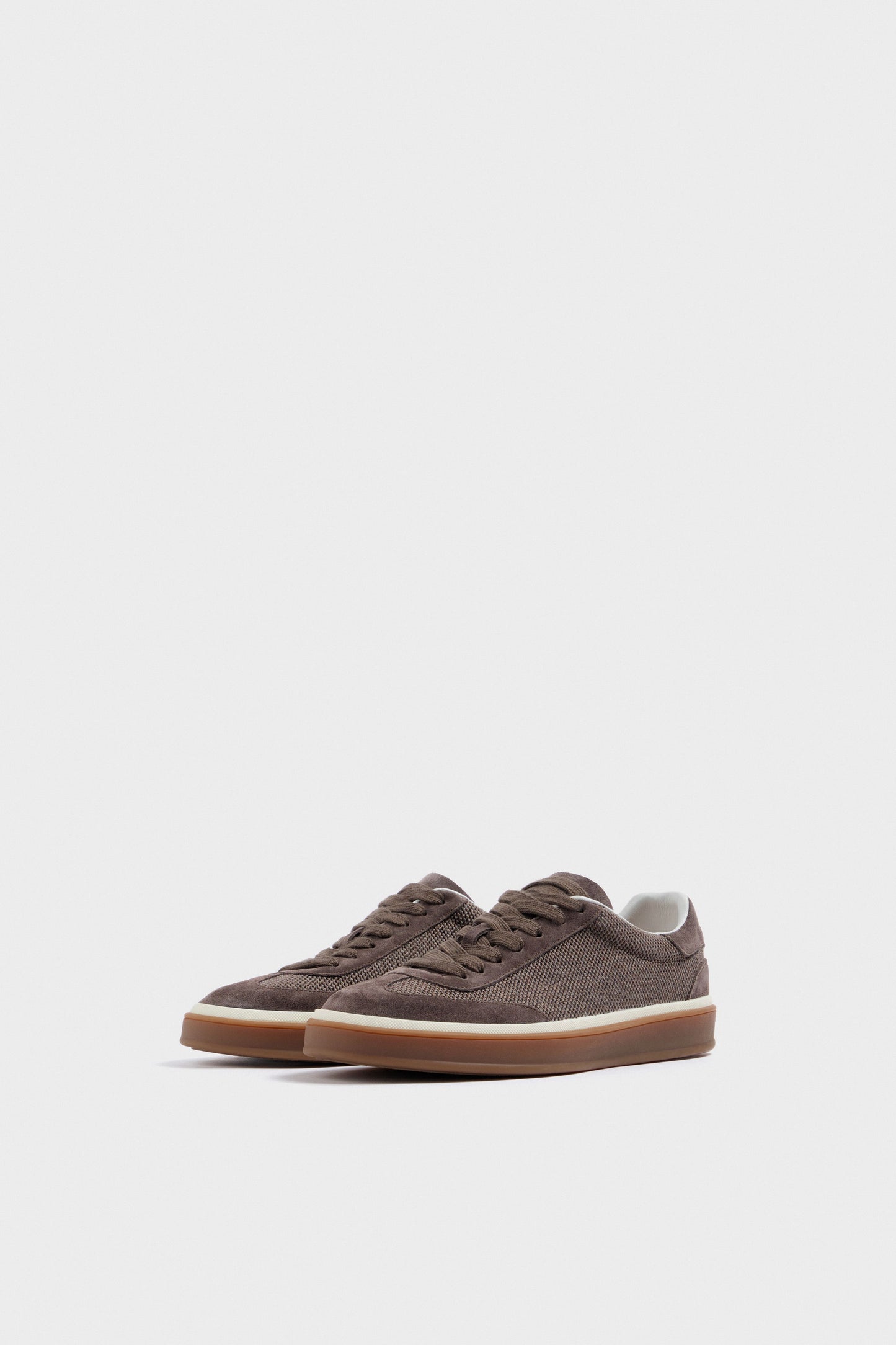 GRAY BROWN