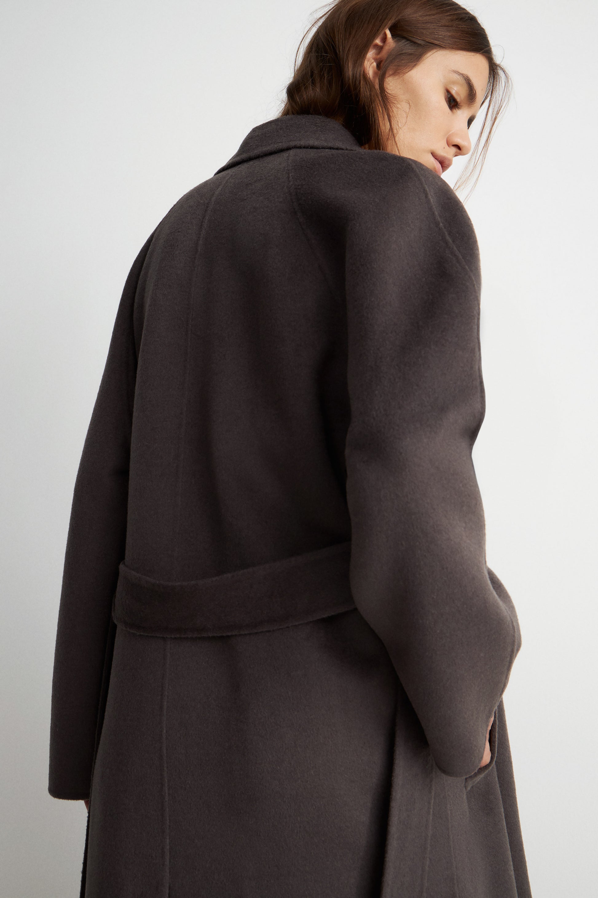 DARK GREY