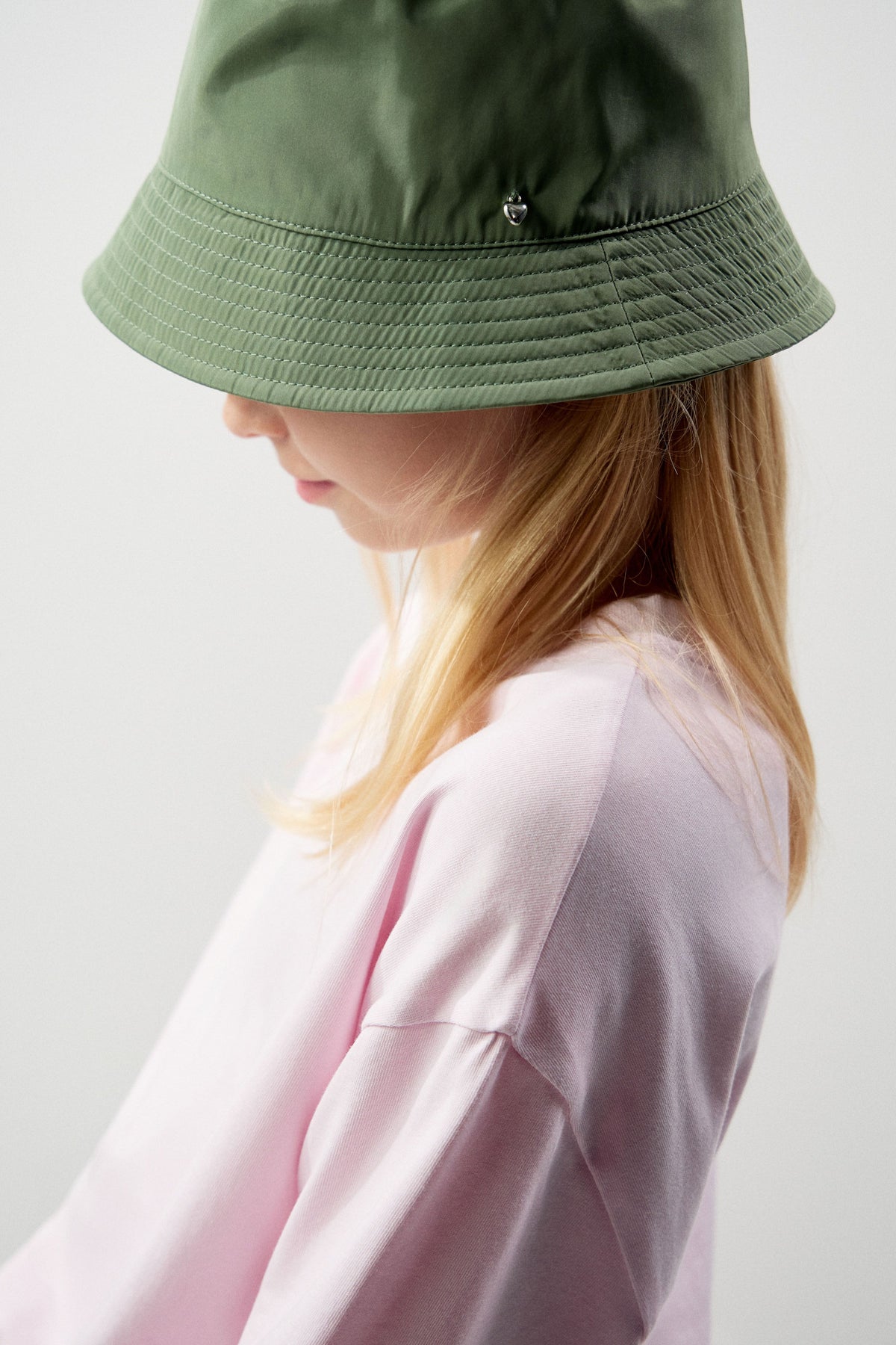 MINERAL GREEN