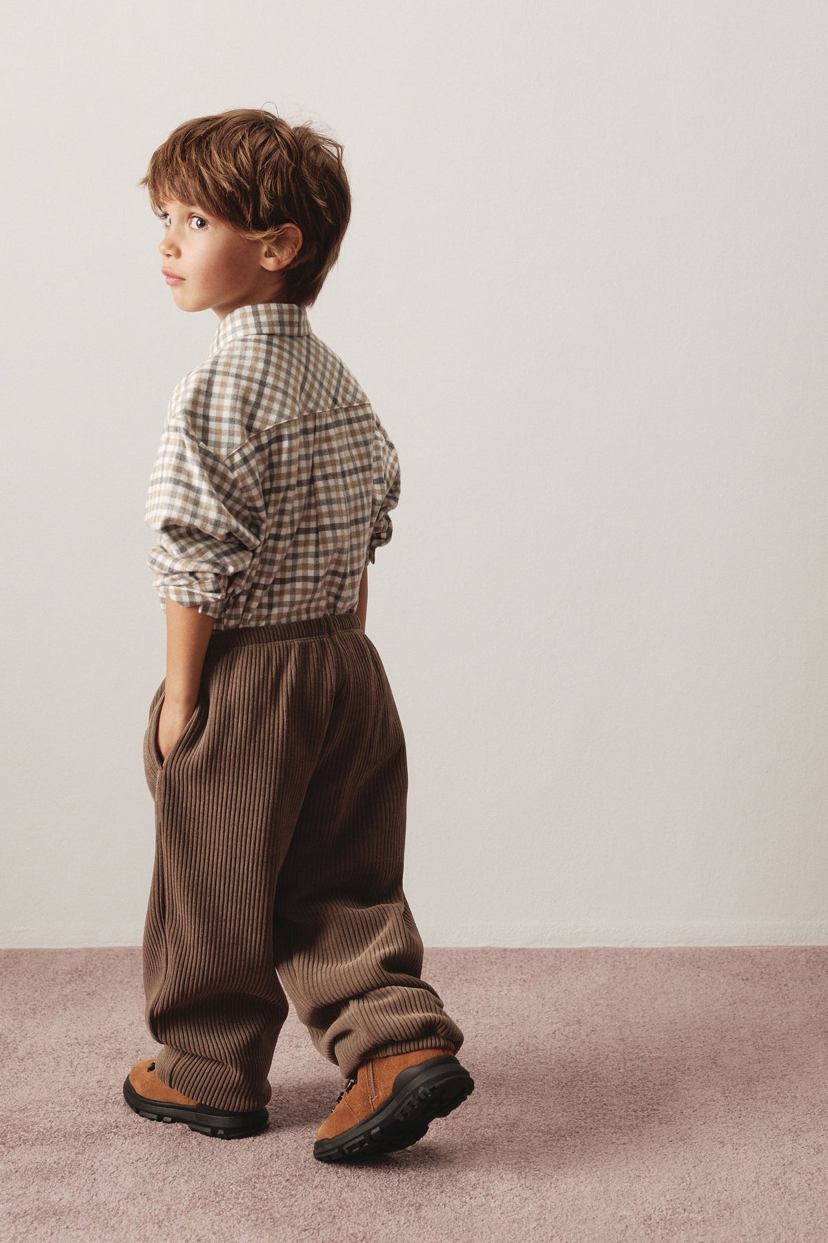 GRAY BROWN