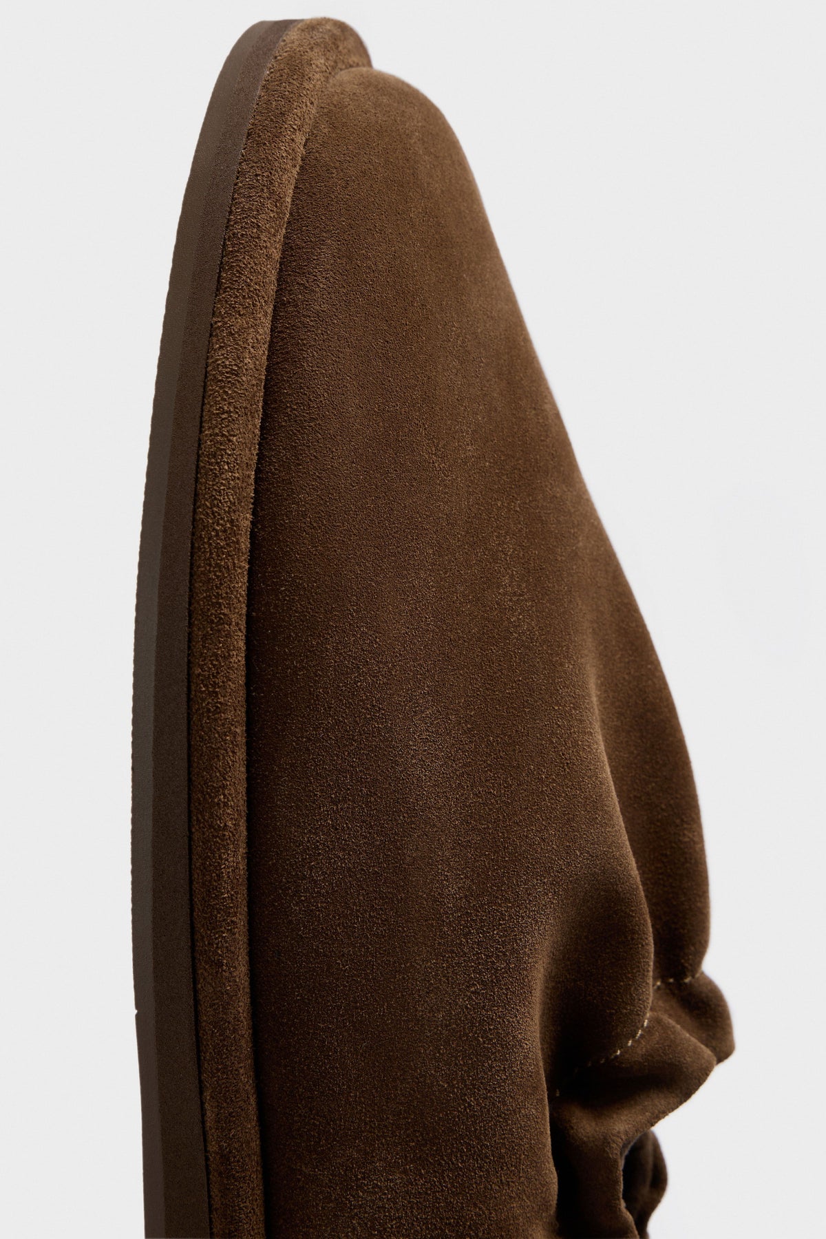 DARK BEIGE