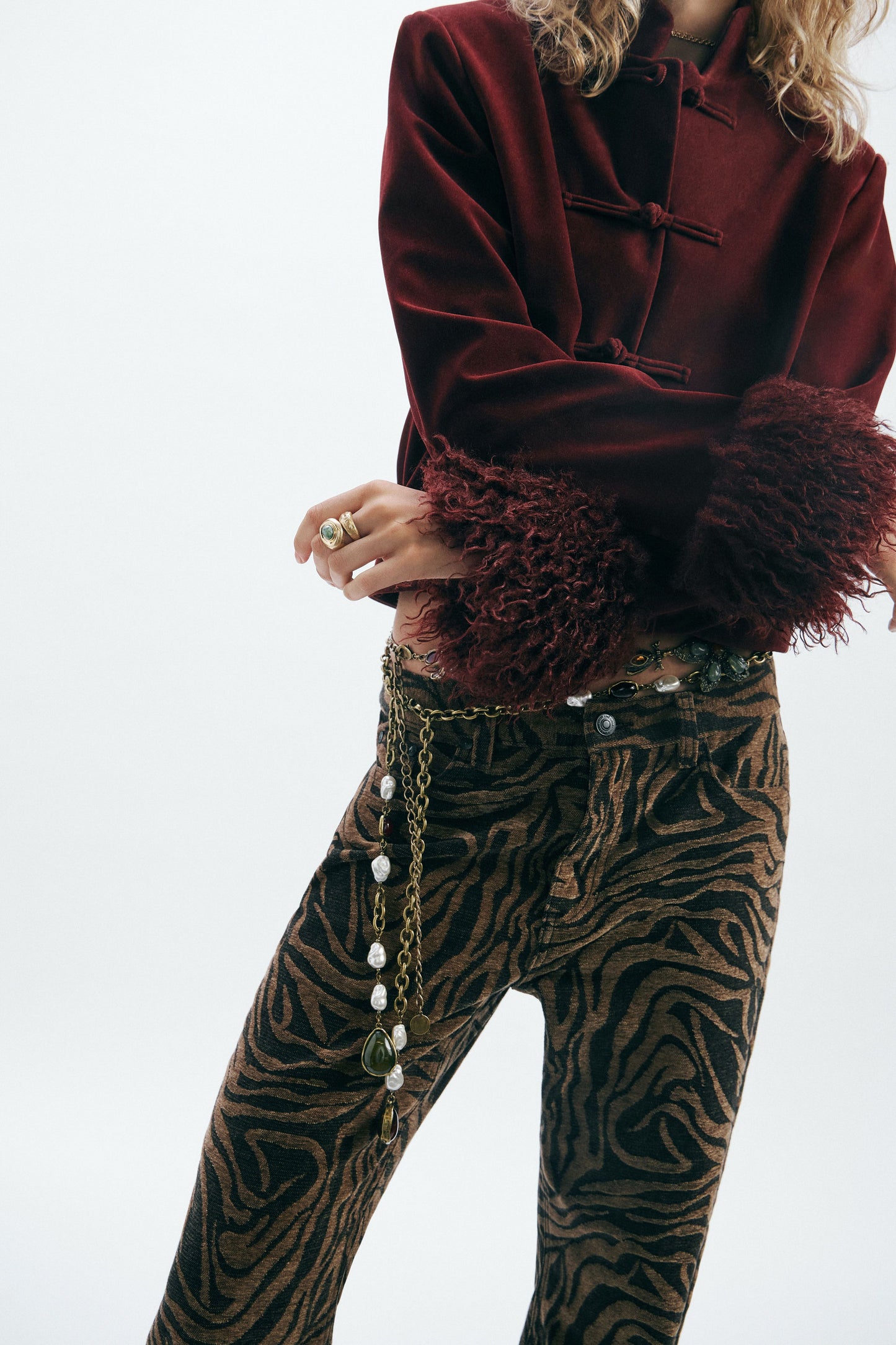 DARK RED