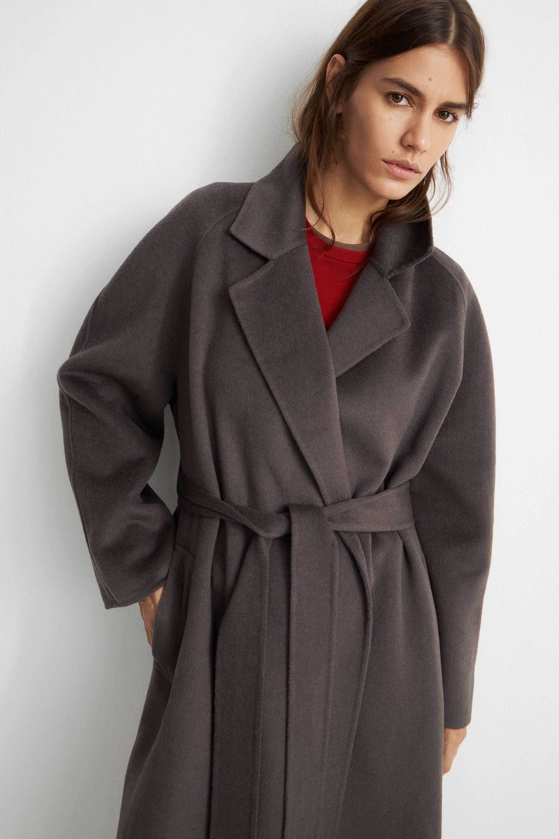 DARK GREY