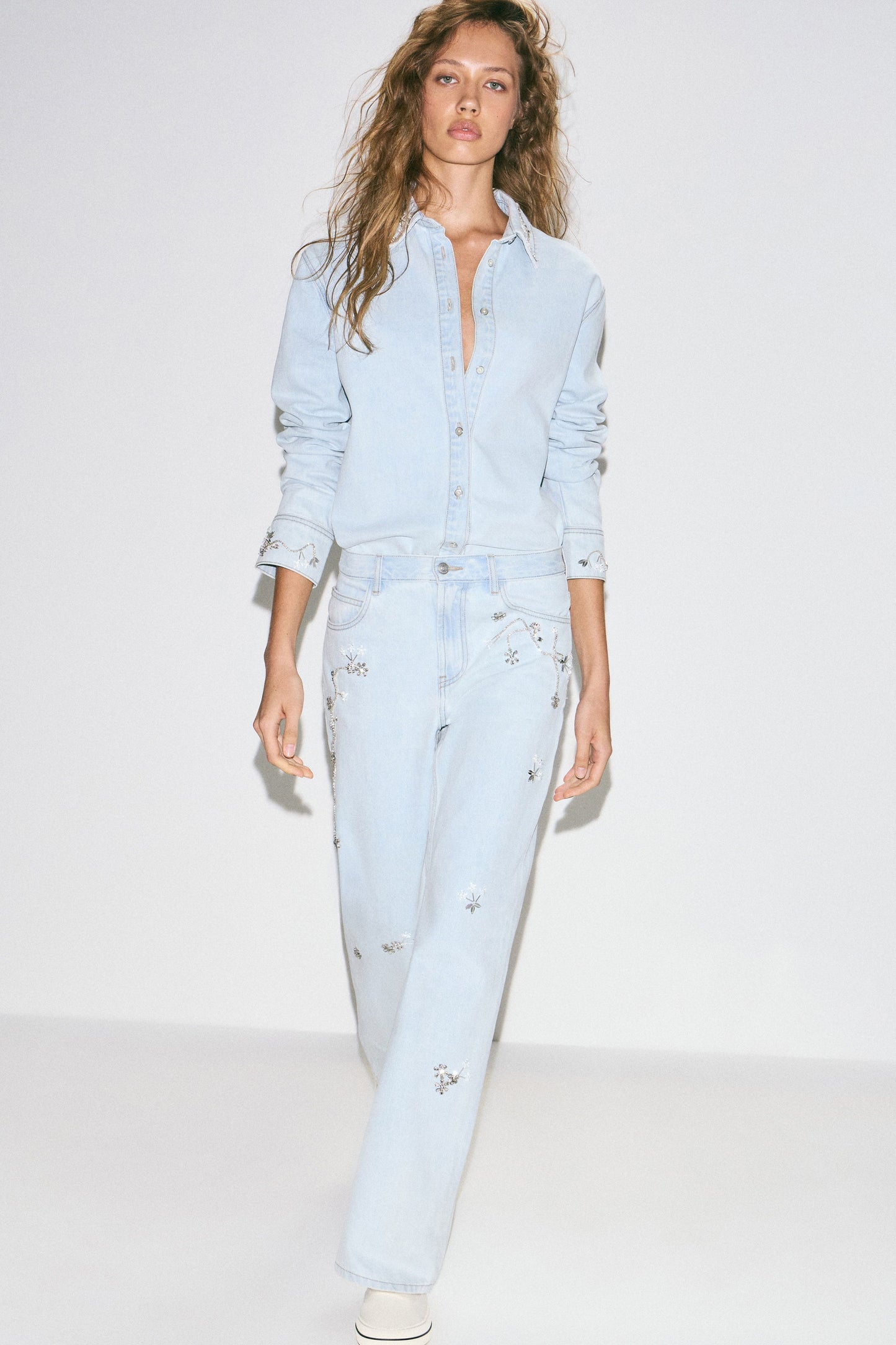 LIGHT BLUE