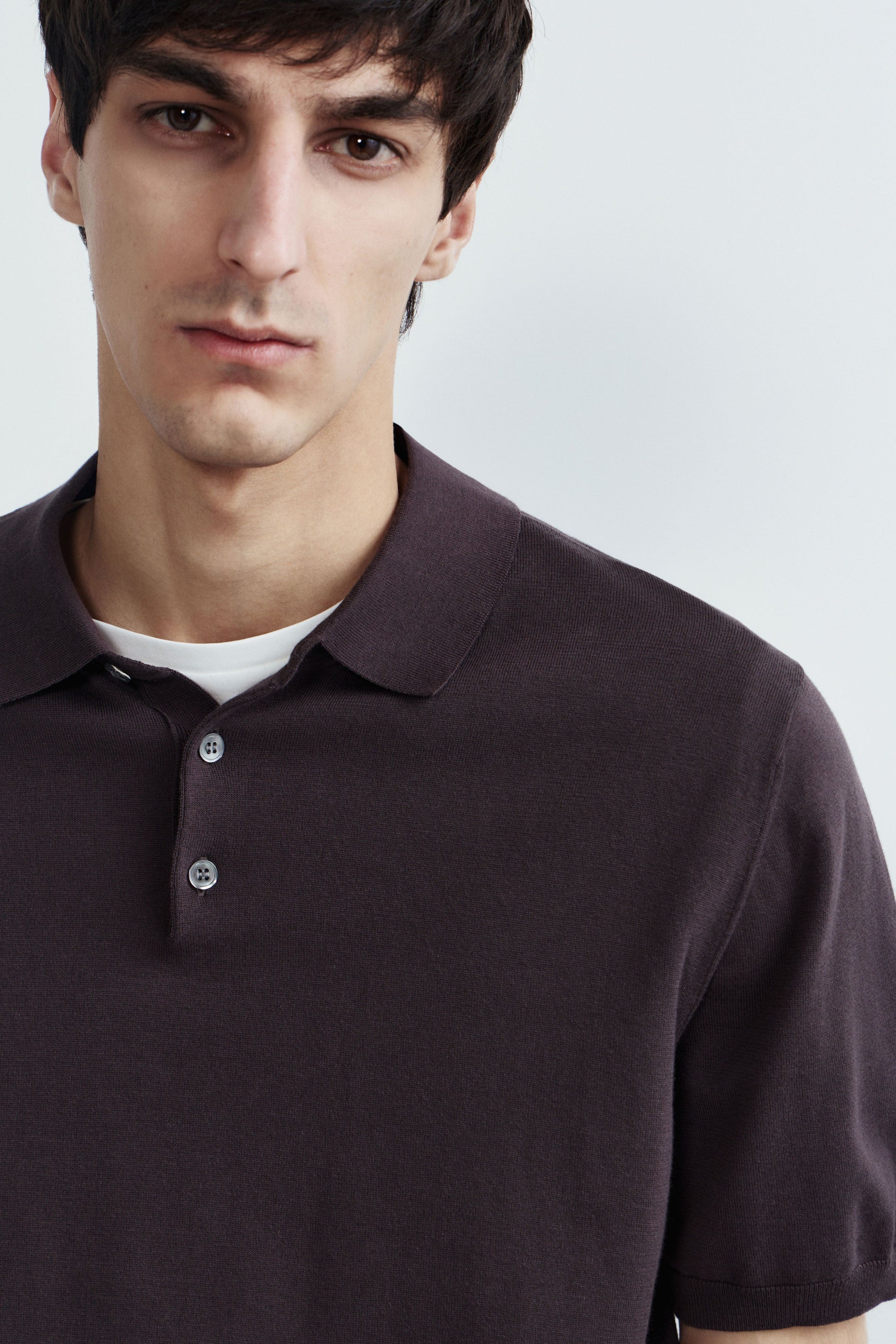 DARK BROWN