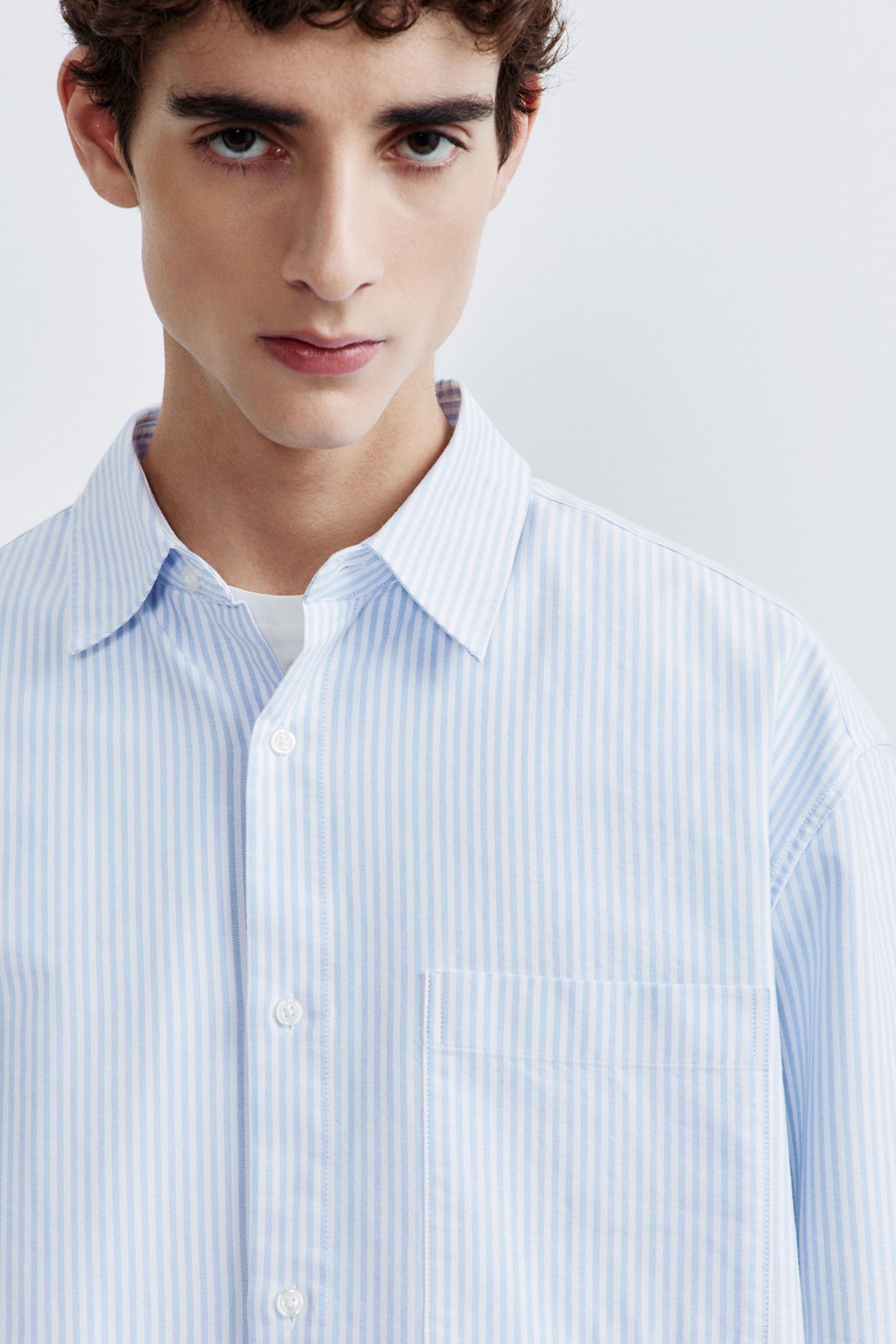 WHITE/BLUE