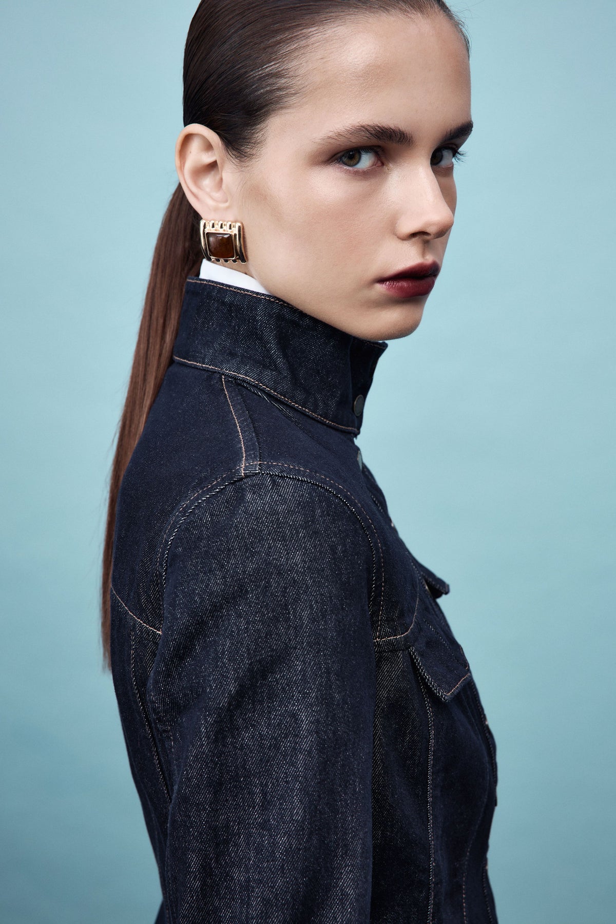 DARK BLUE