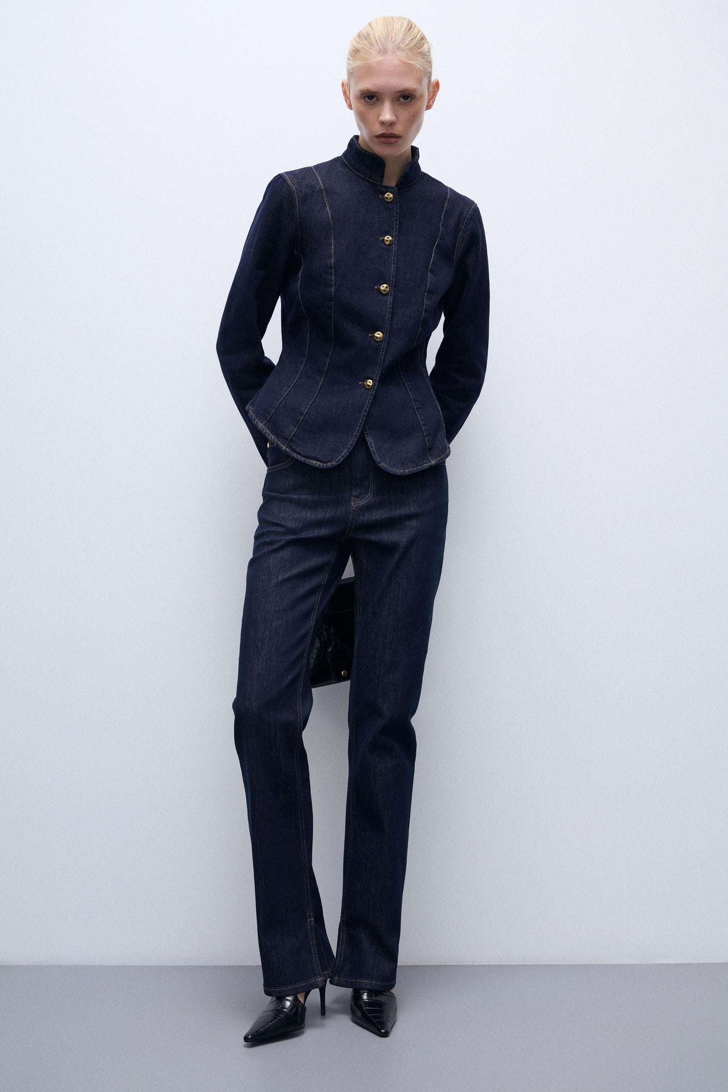 DARK BLUE