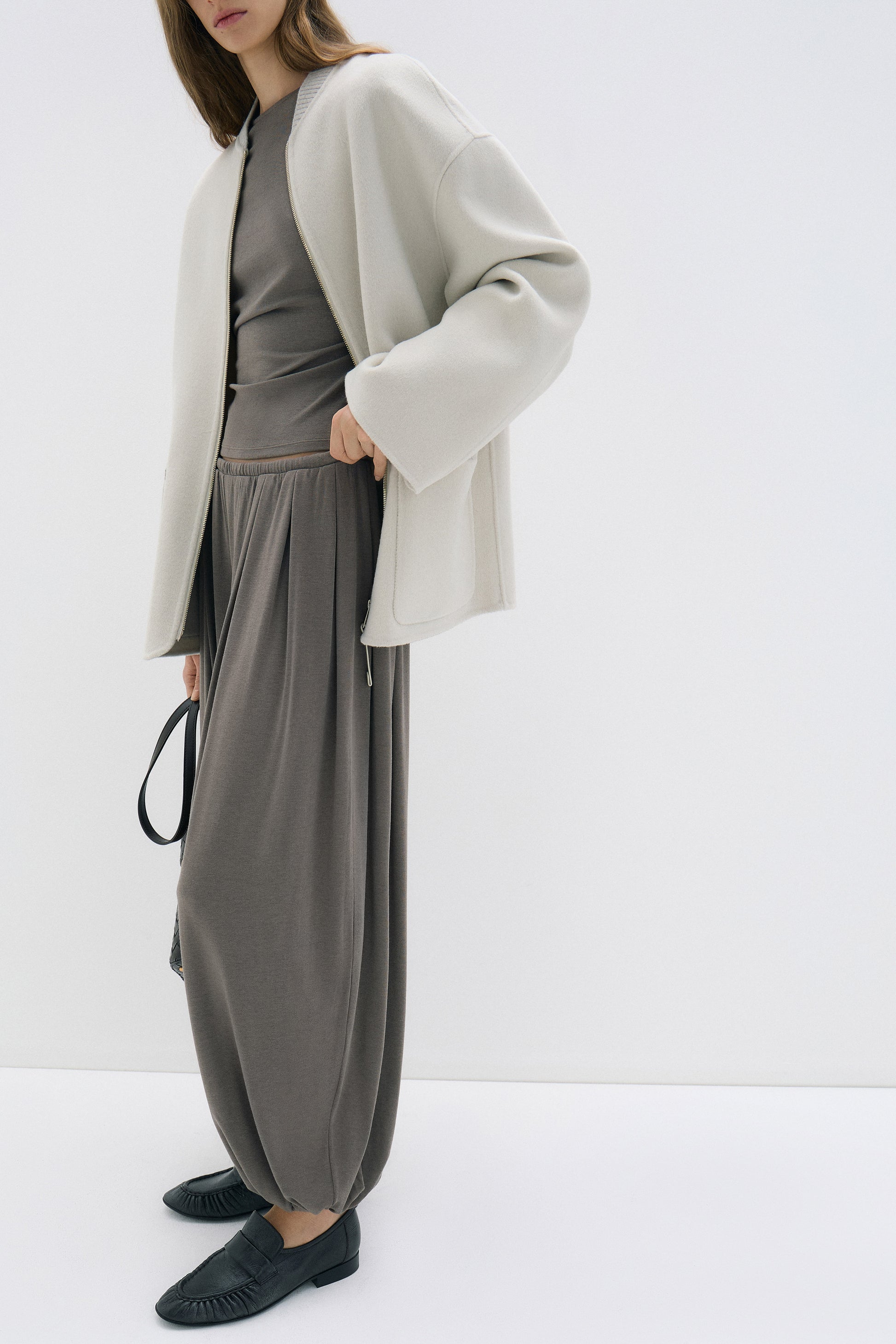 GRAY BROWN