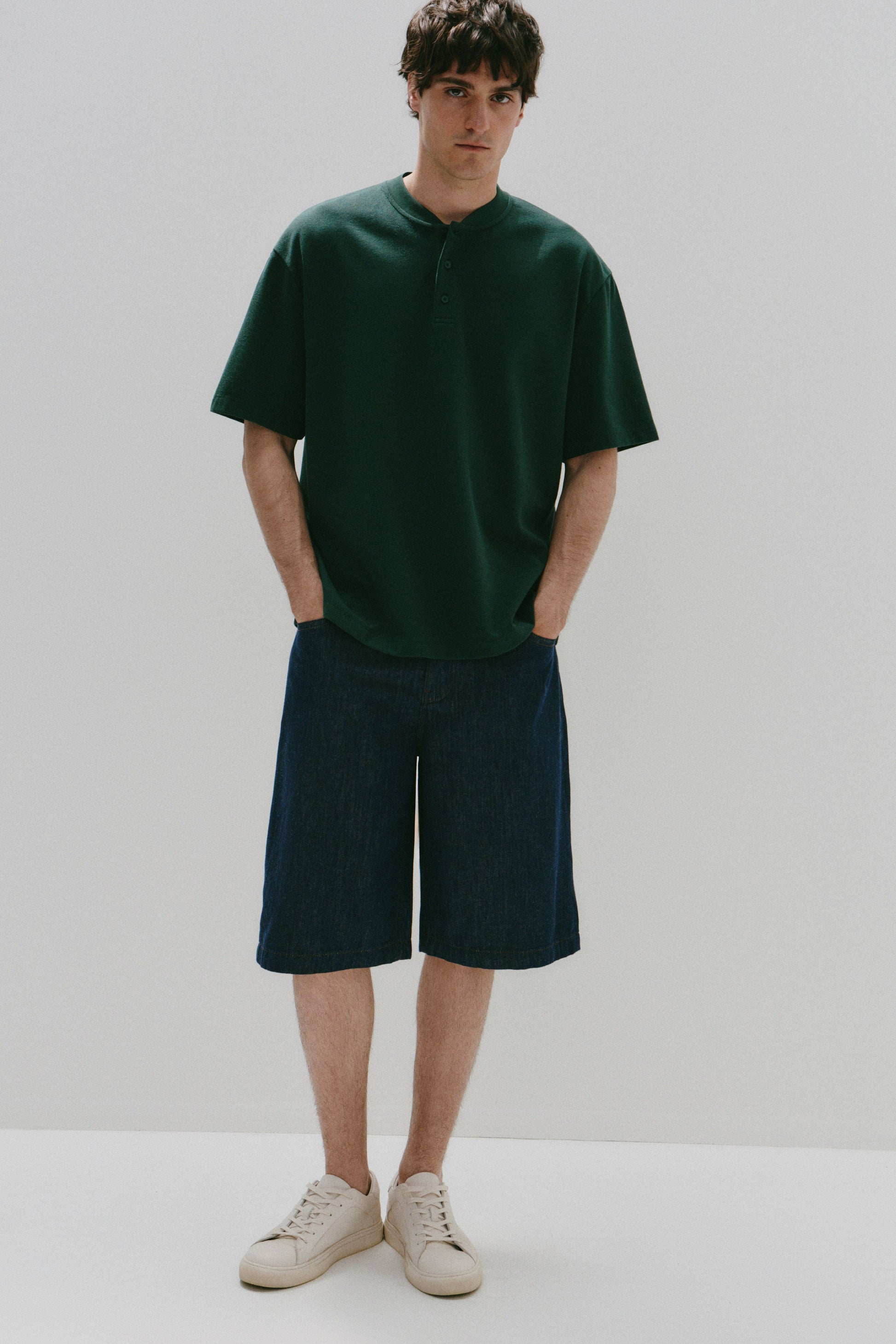 DARK GREEN