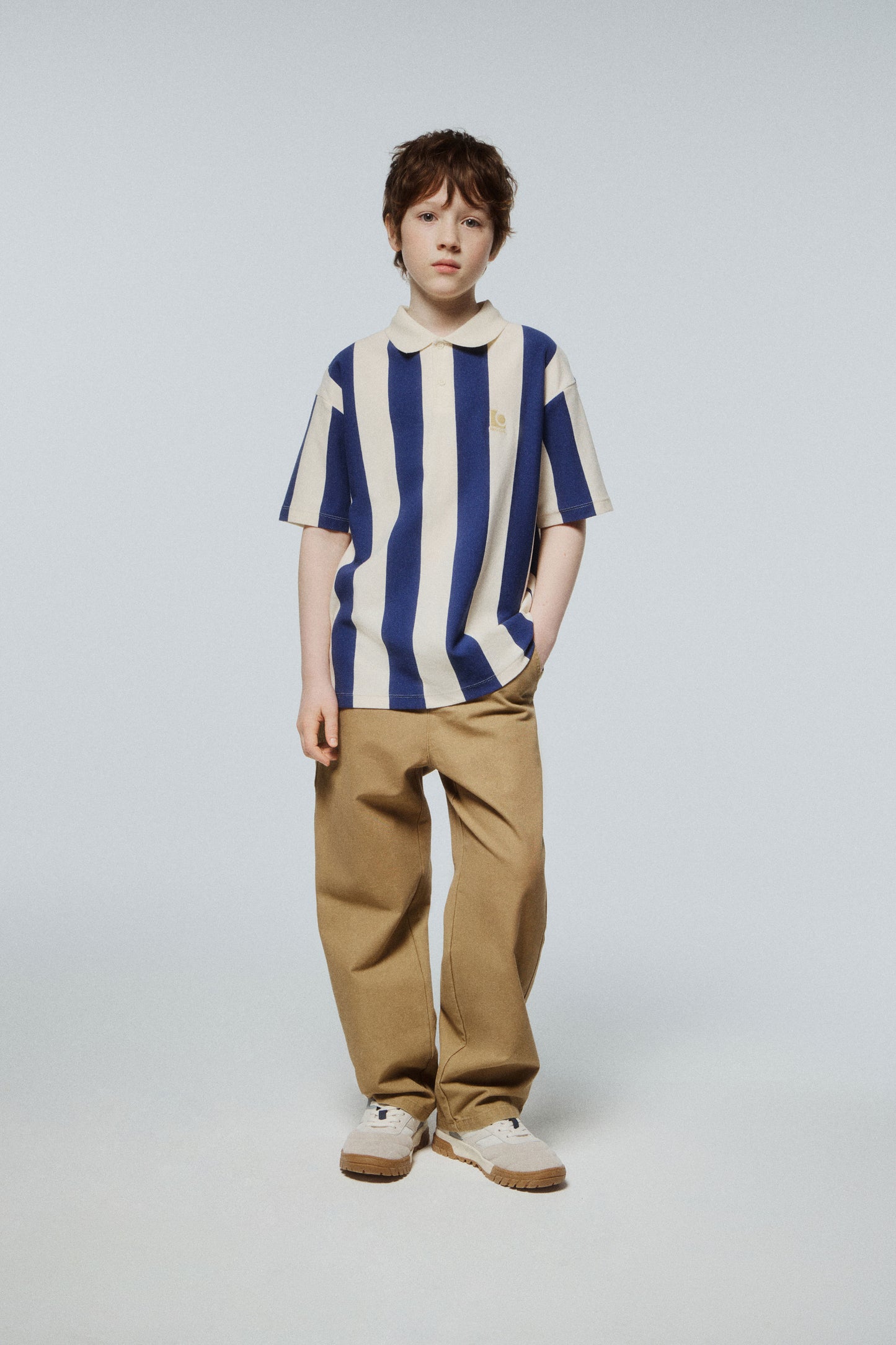 DARK BLUE/WHITE
